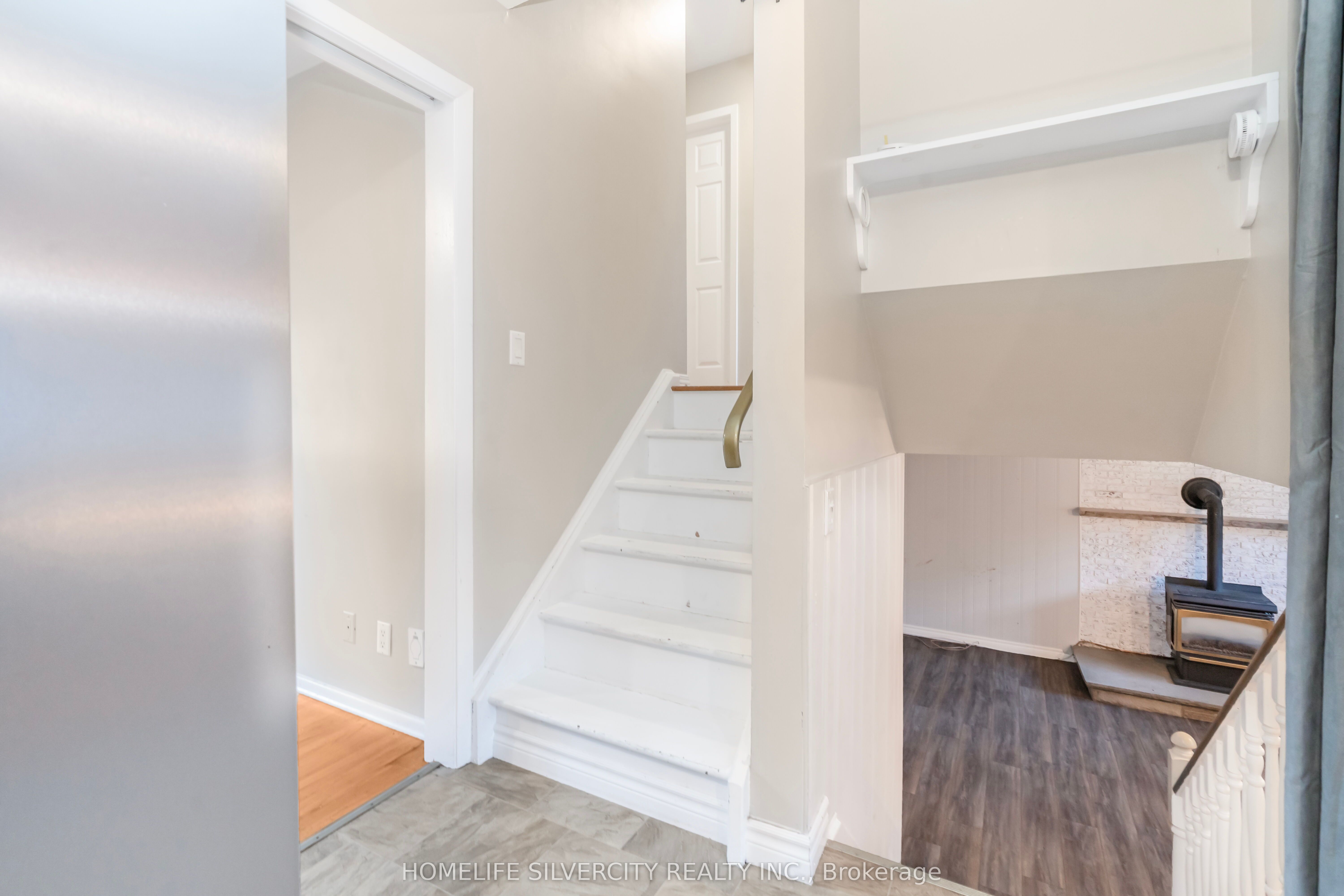 35 Lynn Park Avenue Property Photo 18