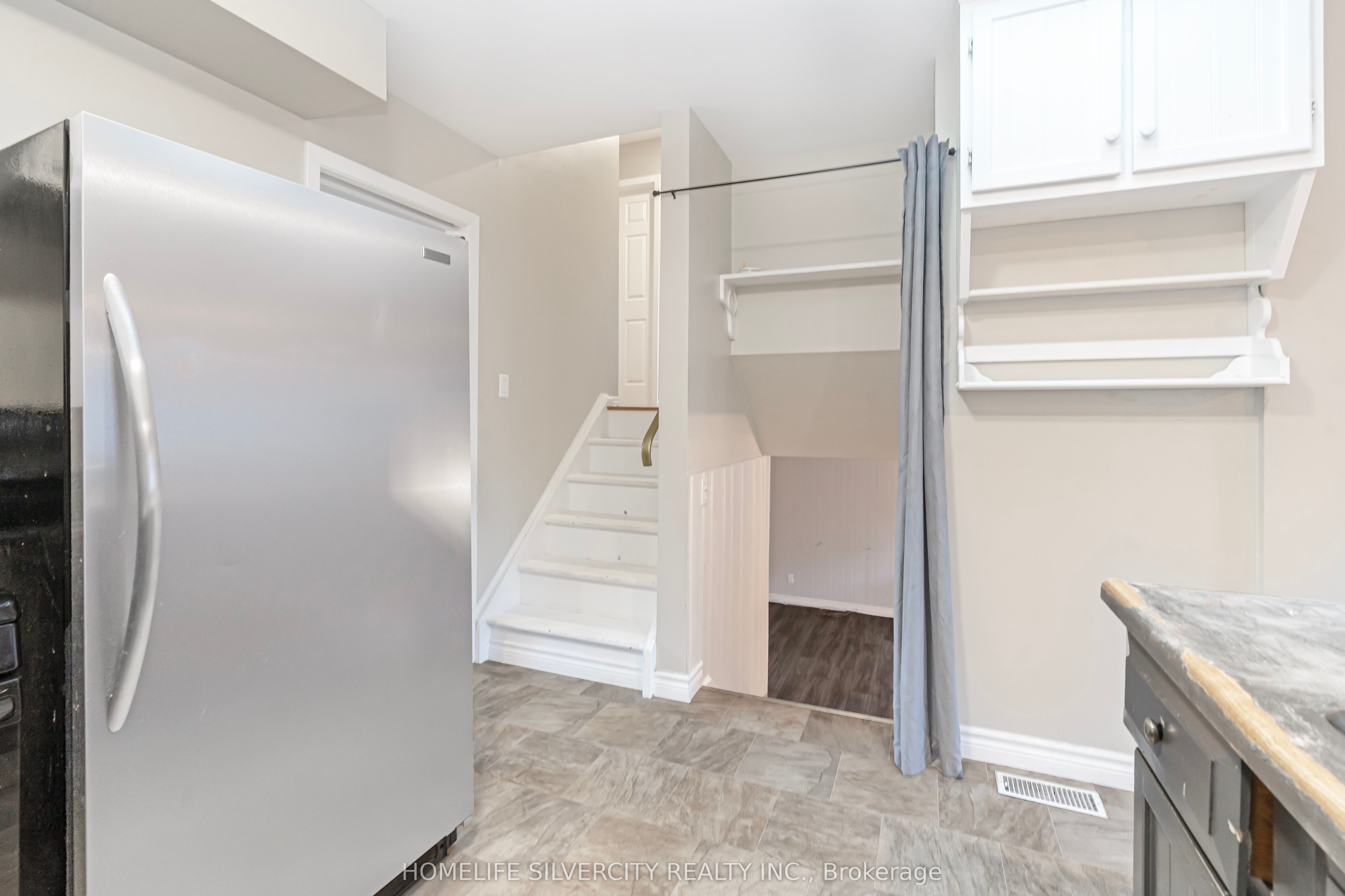 35 Lynn Park Avenue Property Photo 42
