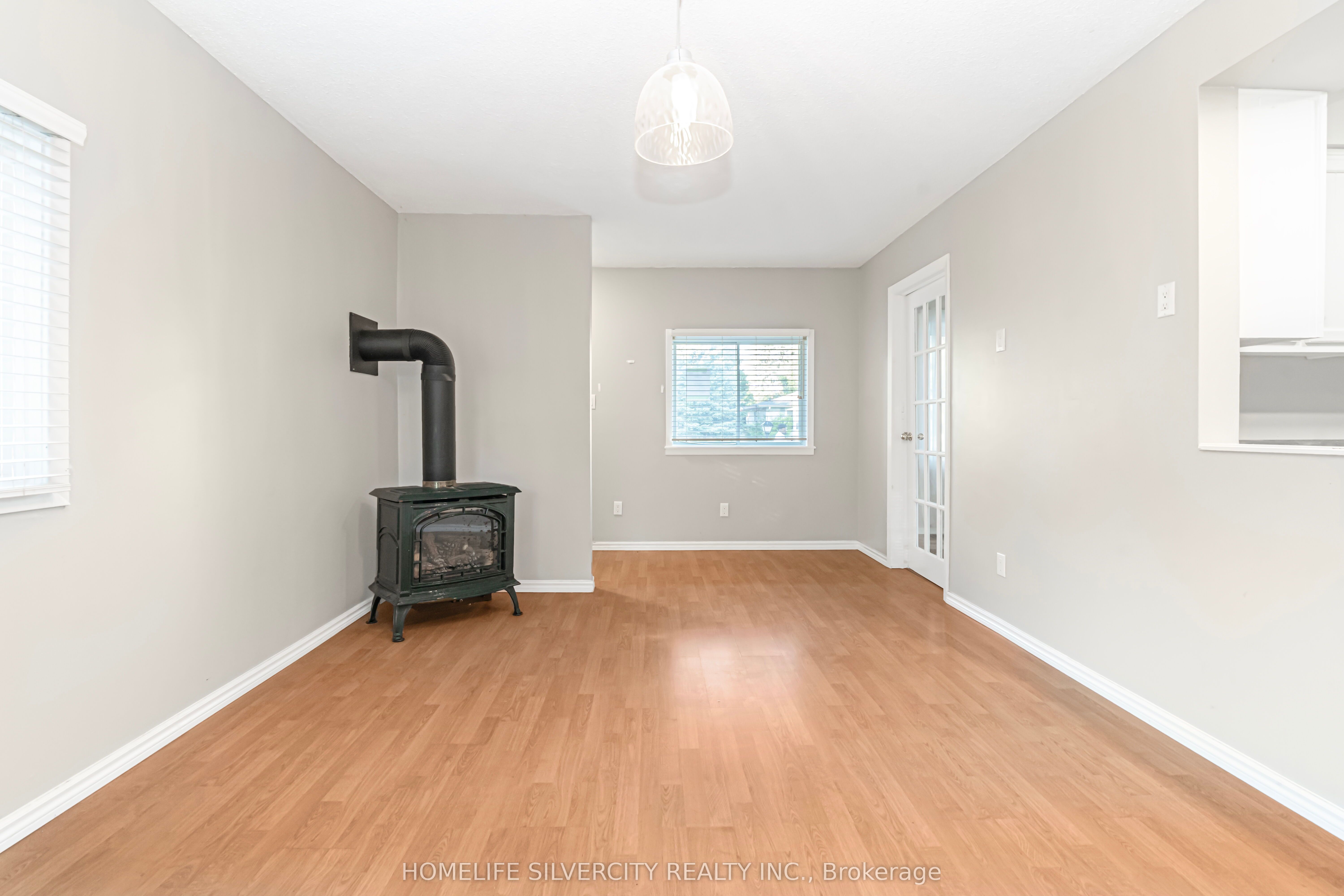 35 Lynn Park Avenue Property Photo 44