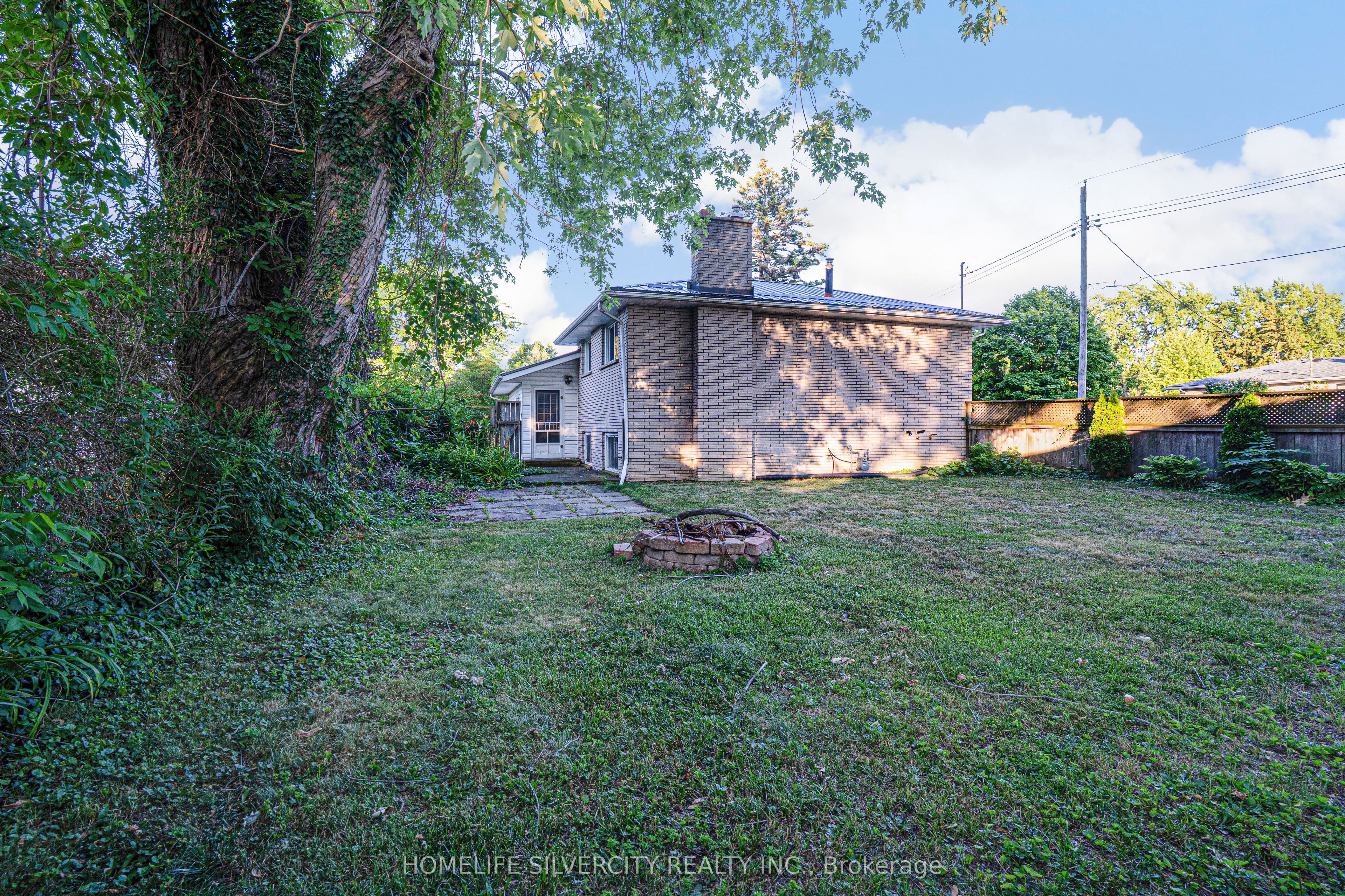 35 Lynn Park Avenue Property Photo 46
