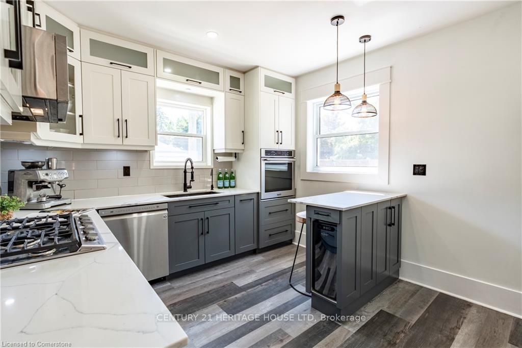 562 Laurel Street Property Photo 21