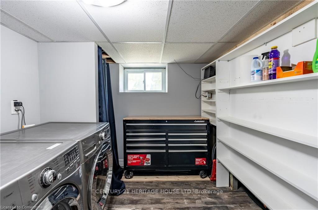 562 Laurel Street Property Photo 50