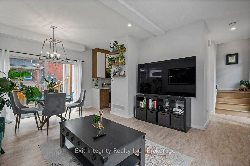 47 Gruhn Street Property Photo 9