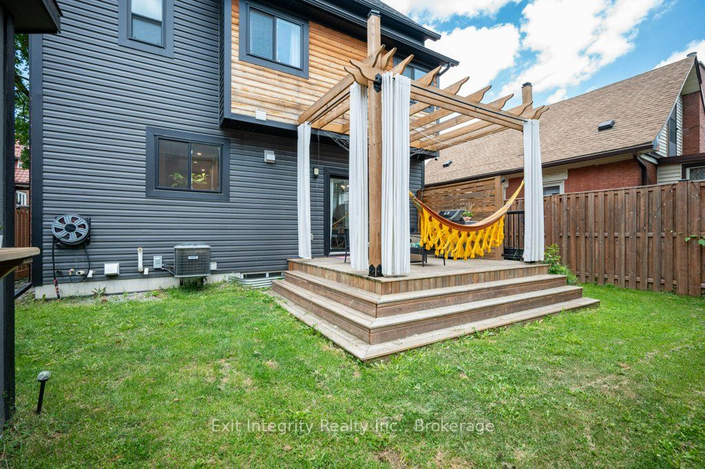 47 Gruhn Street Property Photo 30