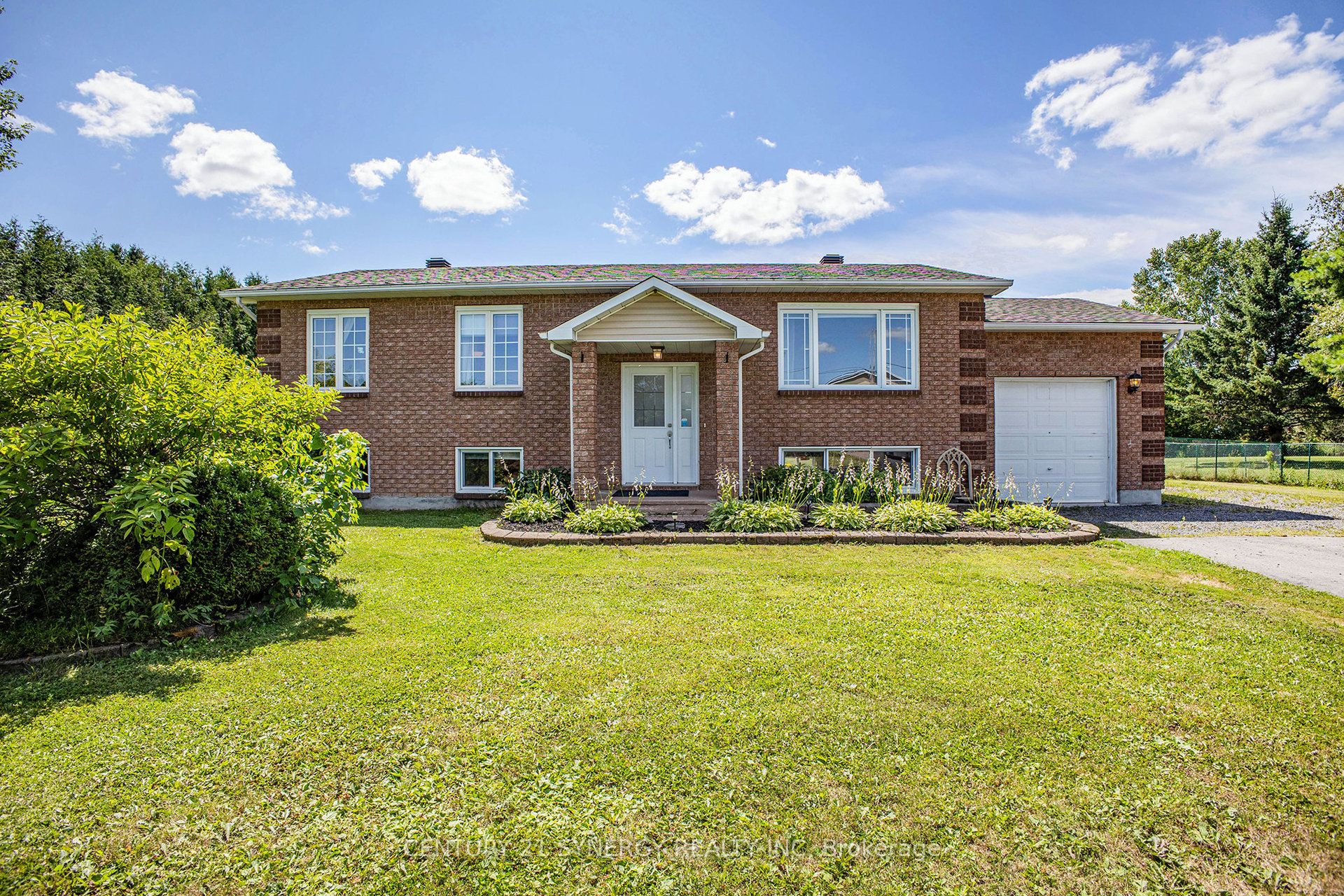 2938 Gagne Road Property Photo 1