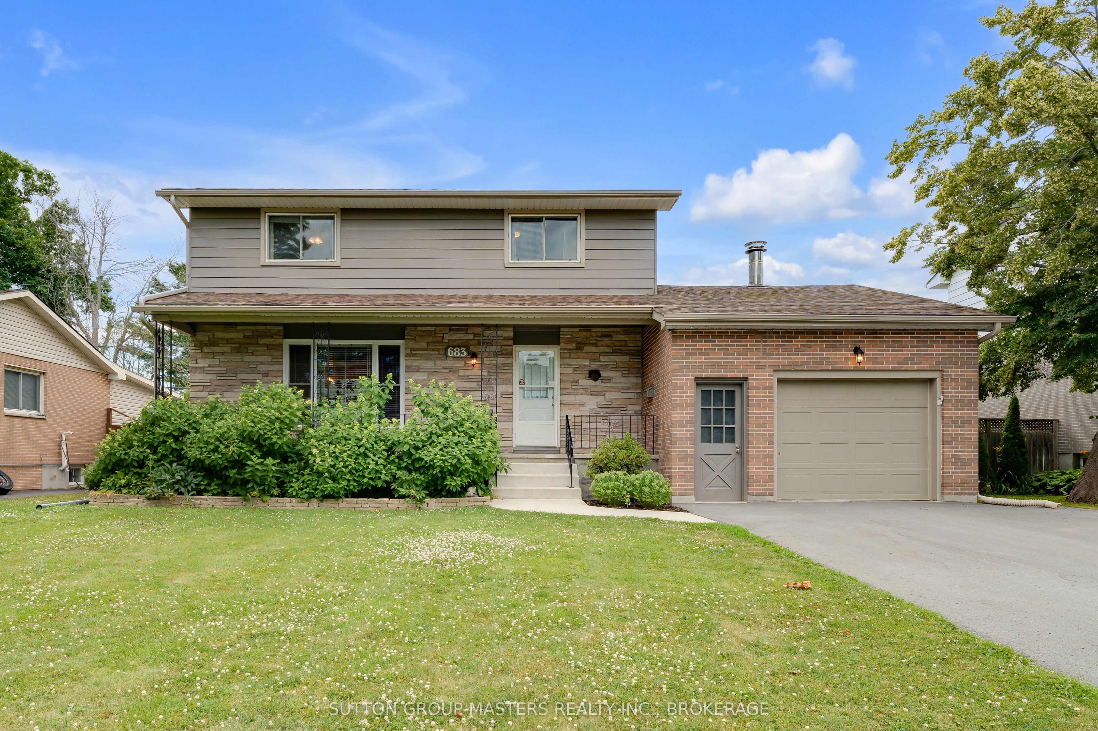 683 Carnaby Street Property Photo 1
