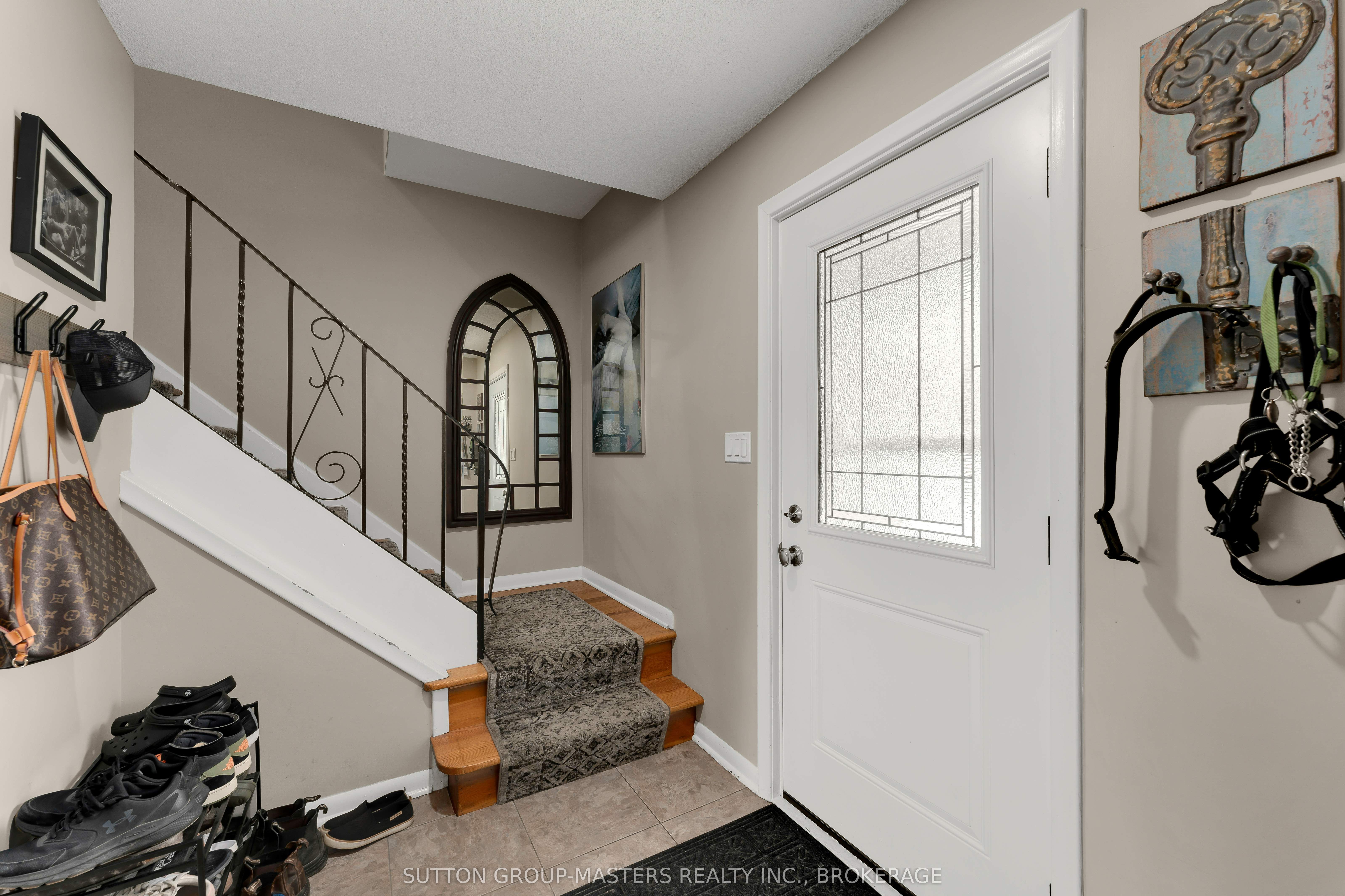 683 Carnaby Street Property Photo 4