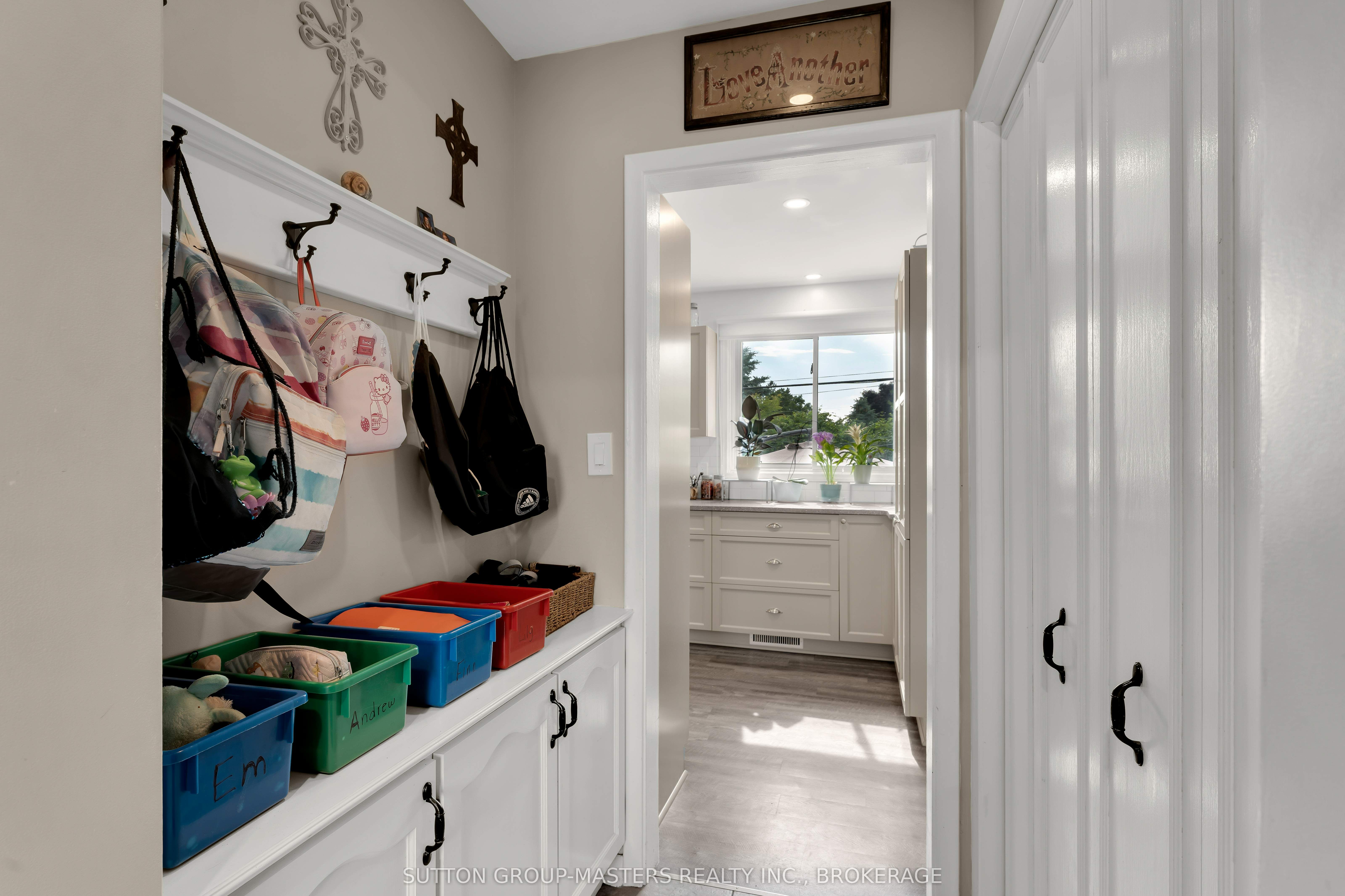 683 Carnaby Street Property Photo 6