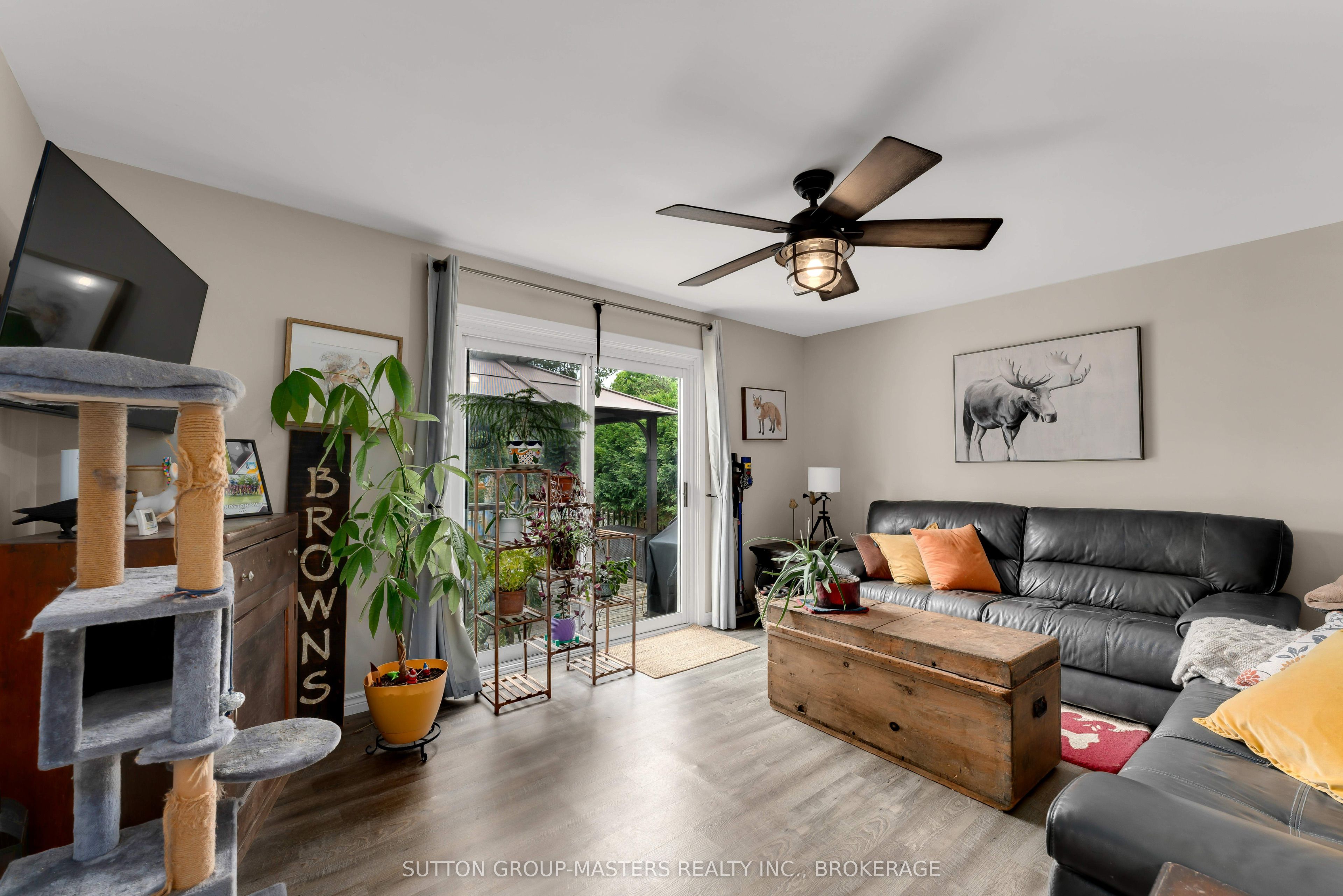 683 Carnaby Street Property Photo 17