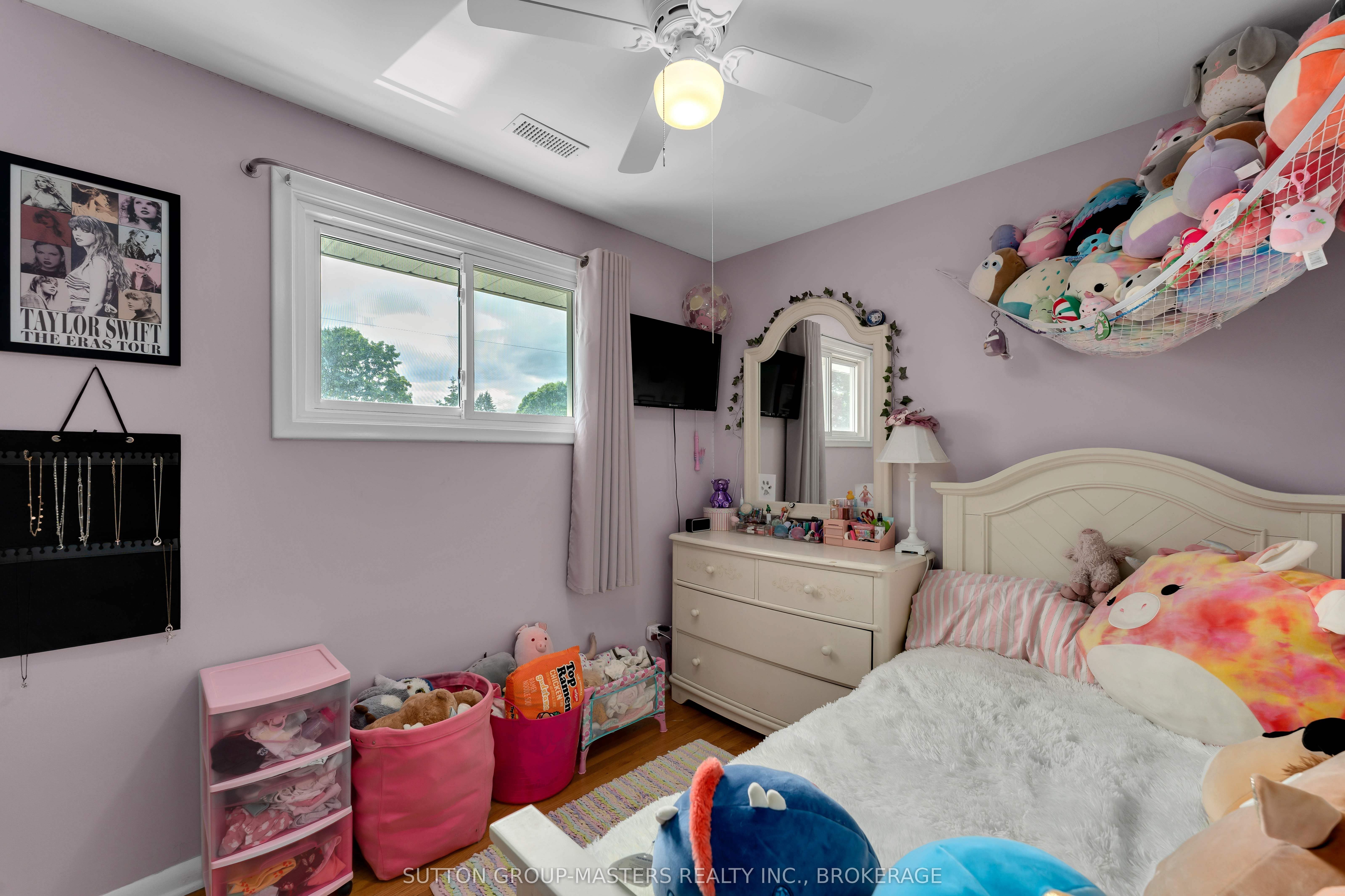 683 Carnaby Street Property Photo 26