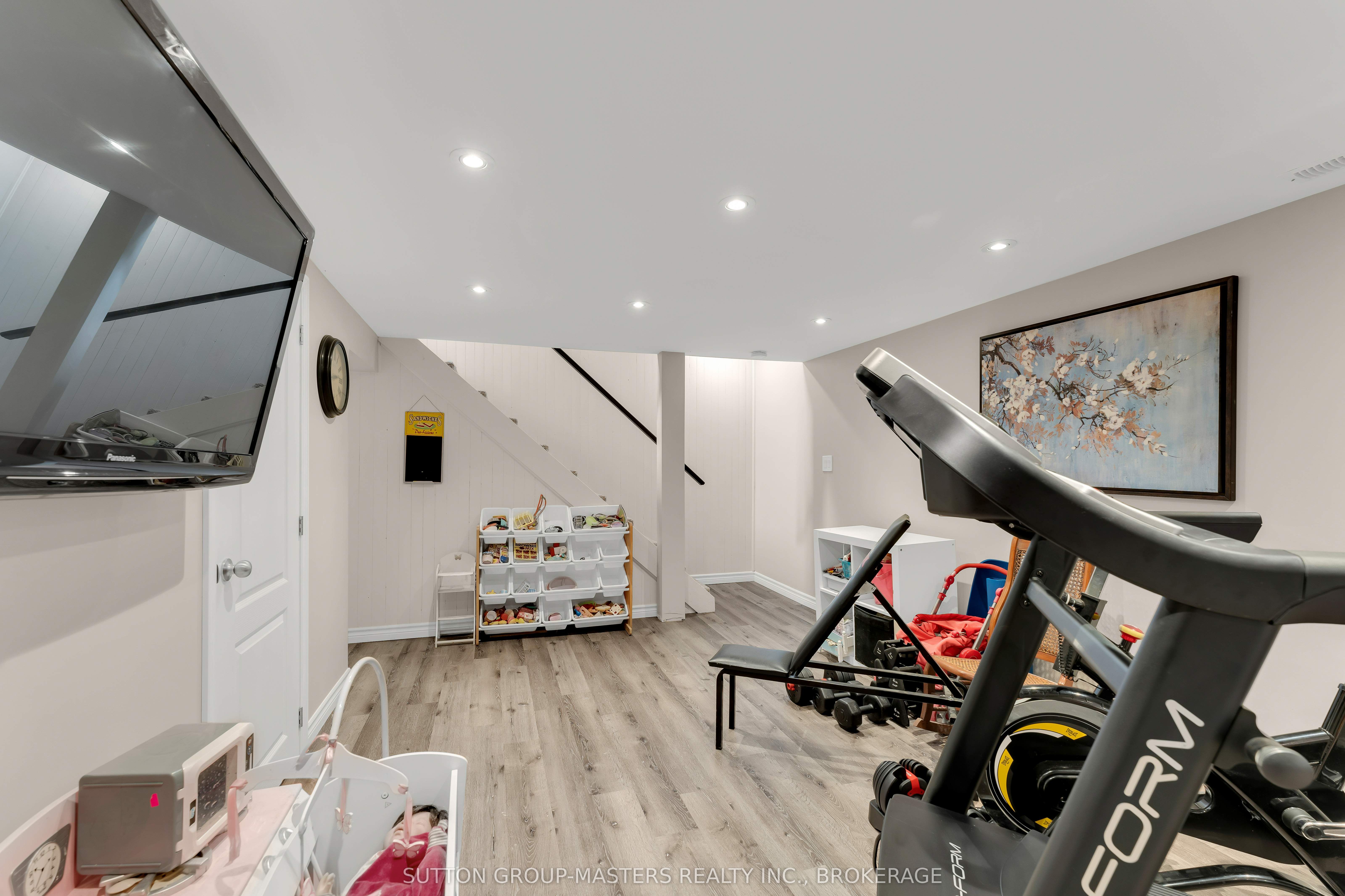 683 Carnaby Street Property Photo 29