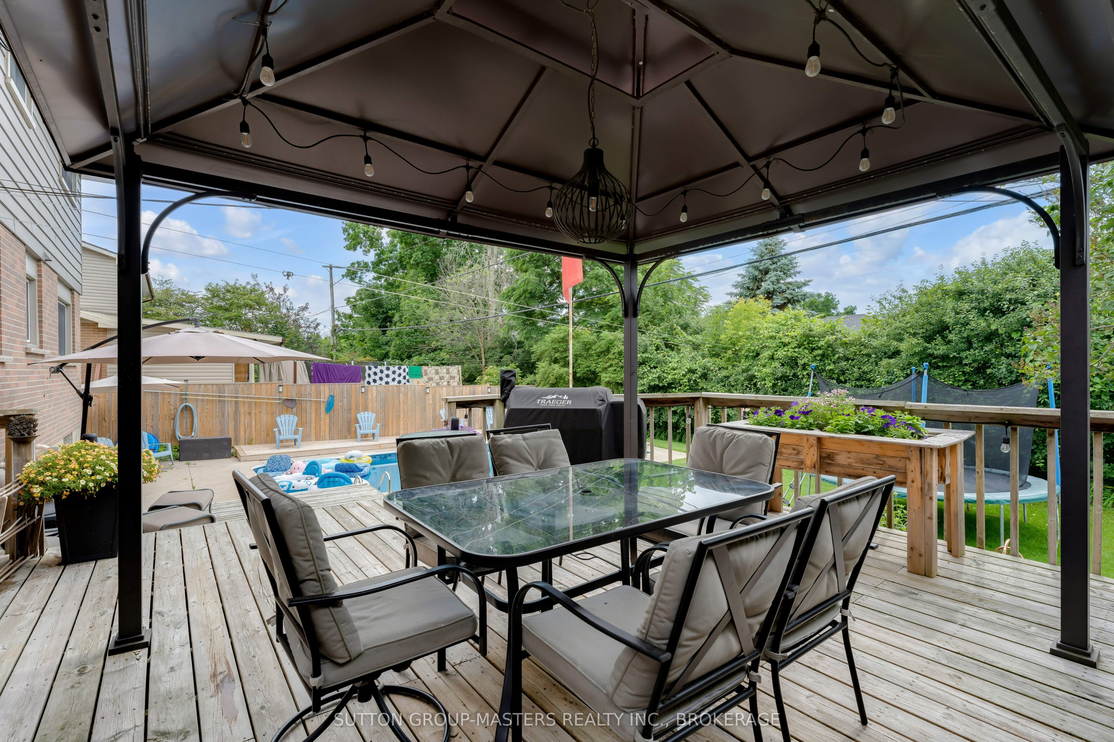 683 Carnaby Street Property Photo 37