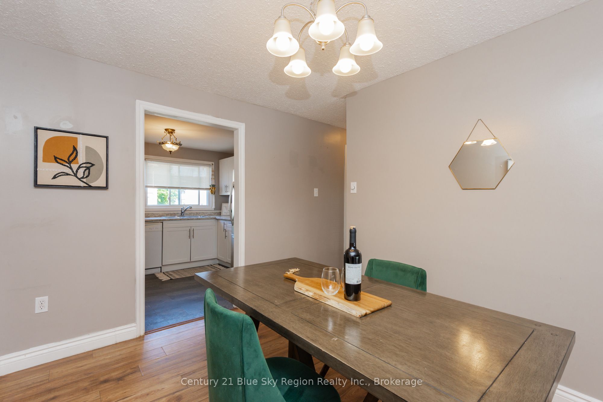 644 Lakeshore Drive 5 Property Photo 14