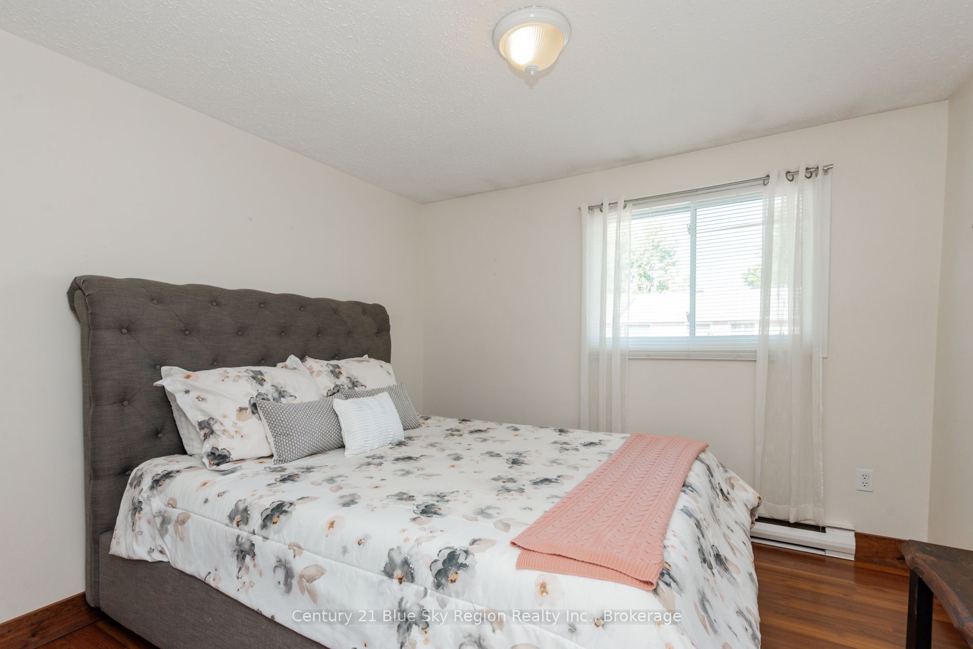 644 Lakeshore Drive 5 Property Photo 19