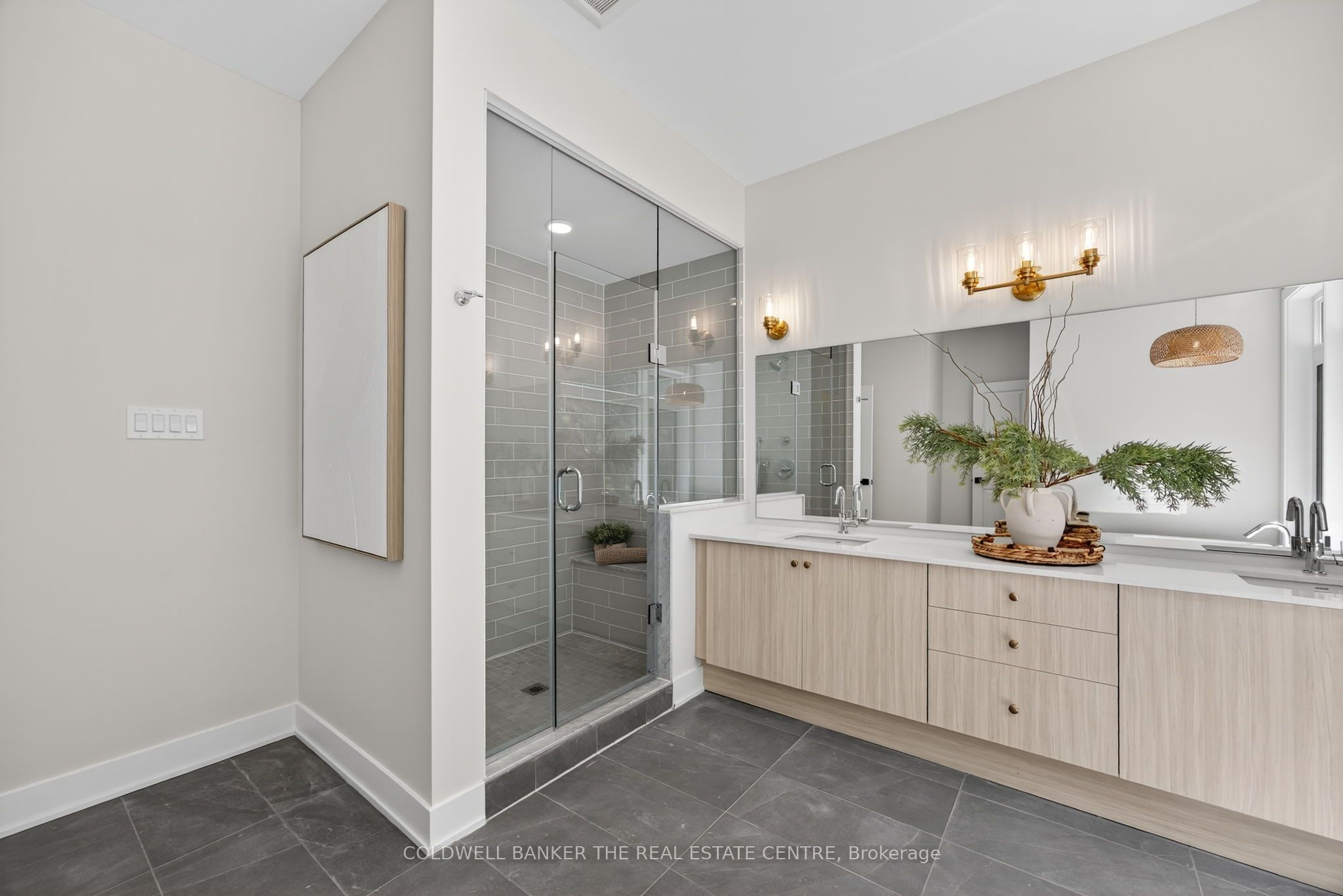 1008 Kingsridge Court Property Photo 27