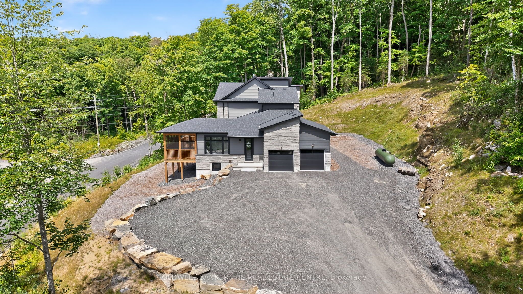 1008 Kingsridge Court Property Photo 41