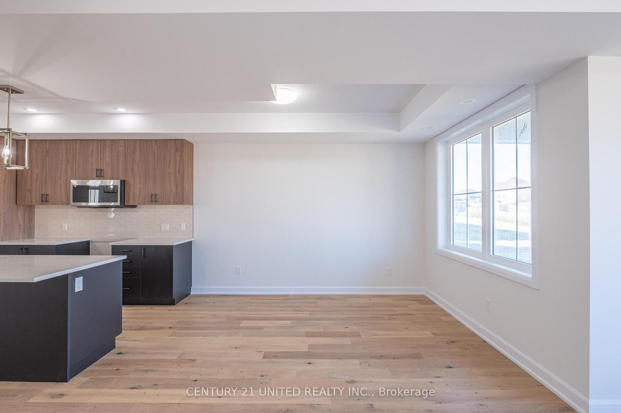 305 Mullighan Gardens Property Photo 8
