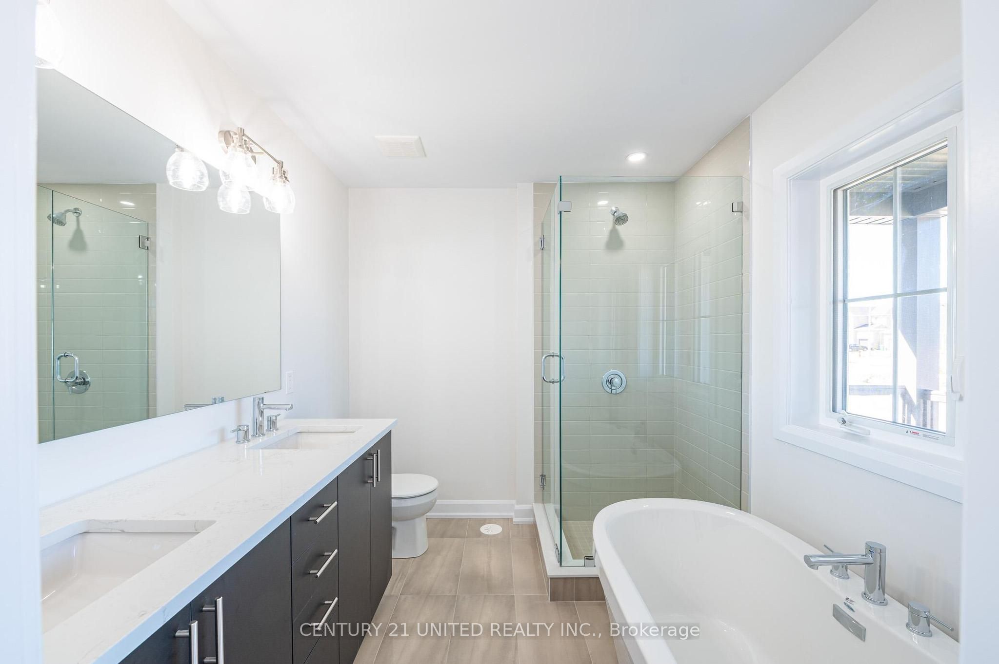 305 Mullighan Gardens Property Photo 17
