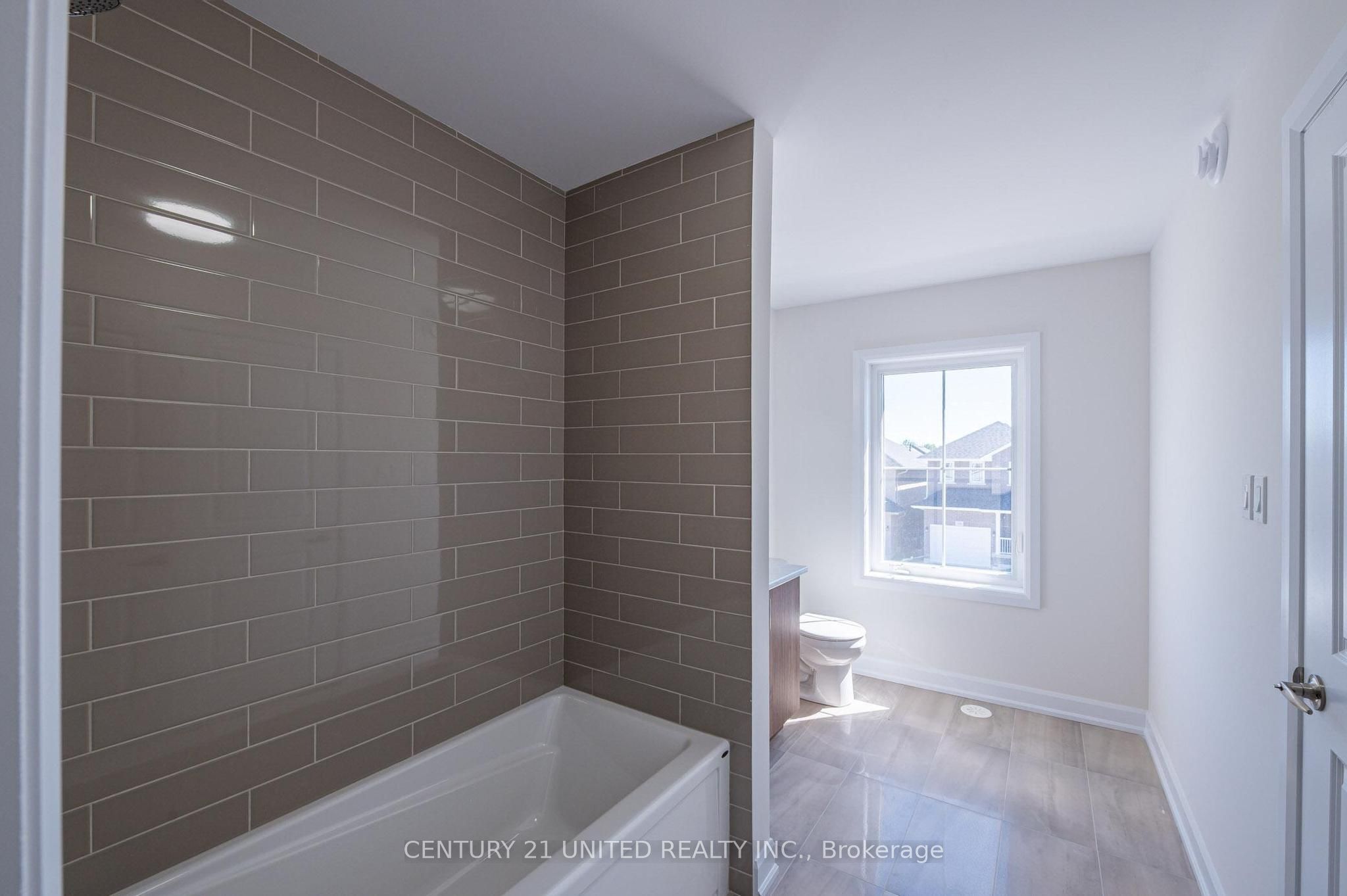 305 Mullighan Gardens Property Photo 21