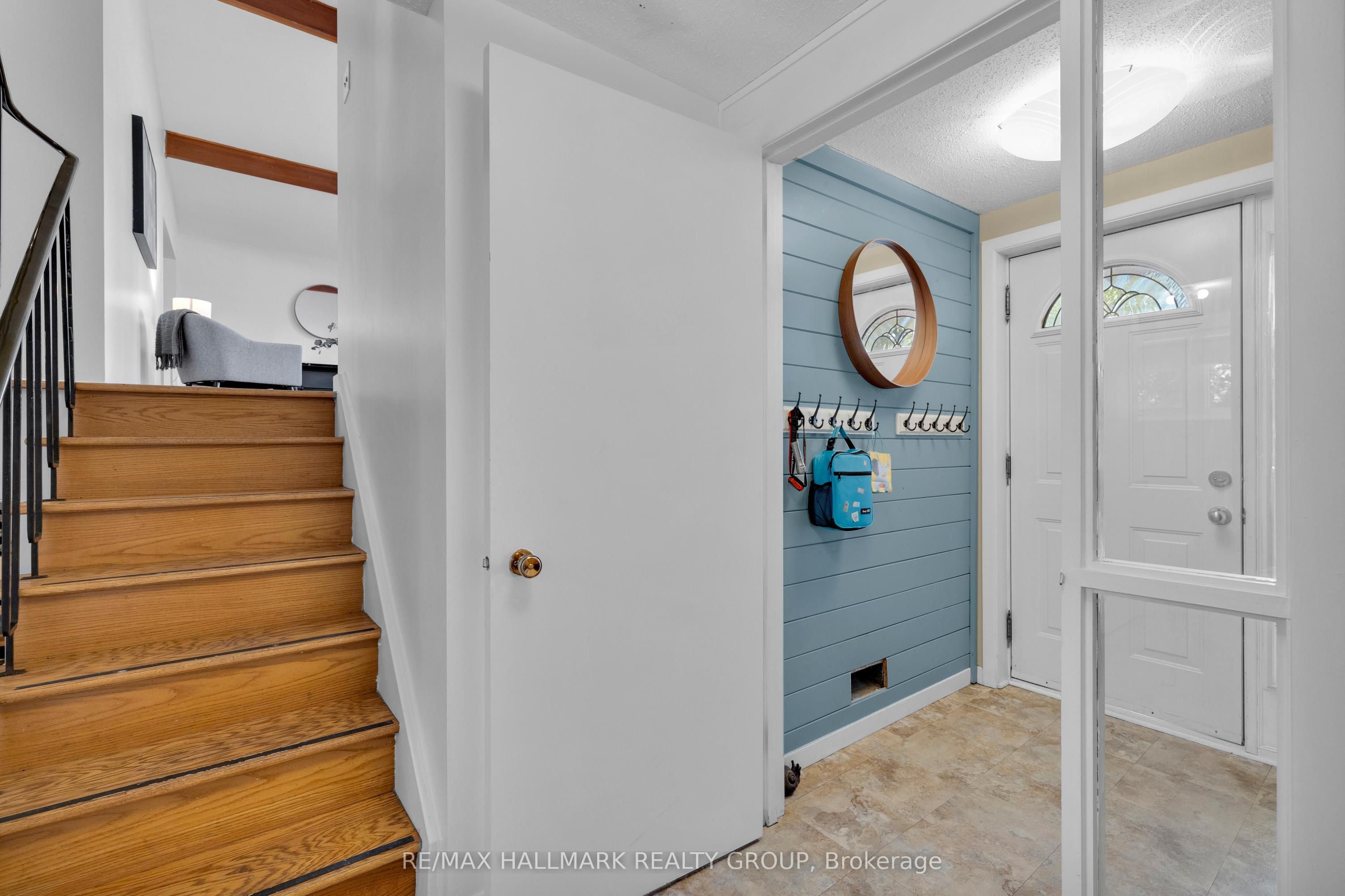 35 Cleadon Drive Property Photo 3