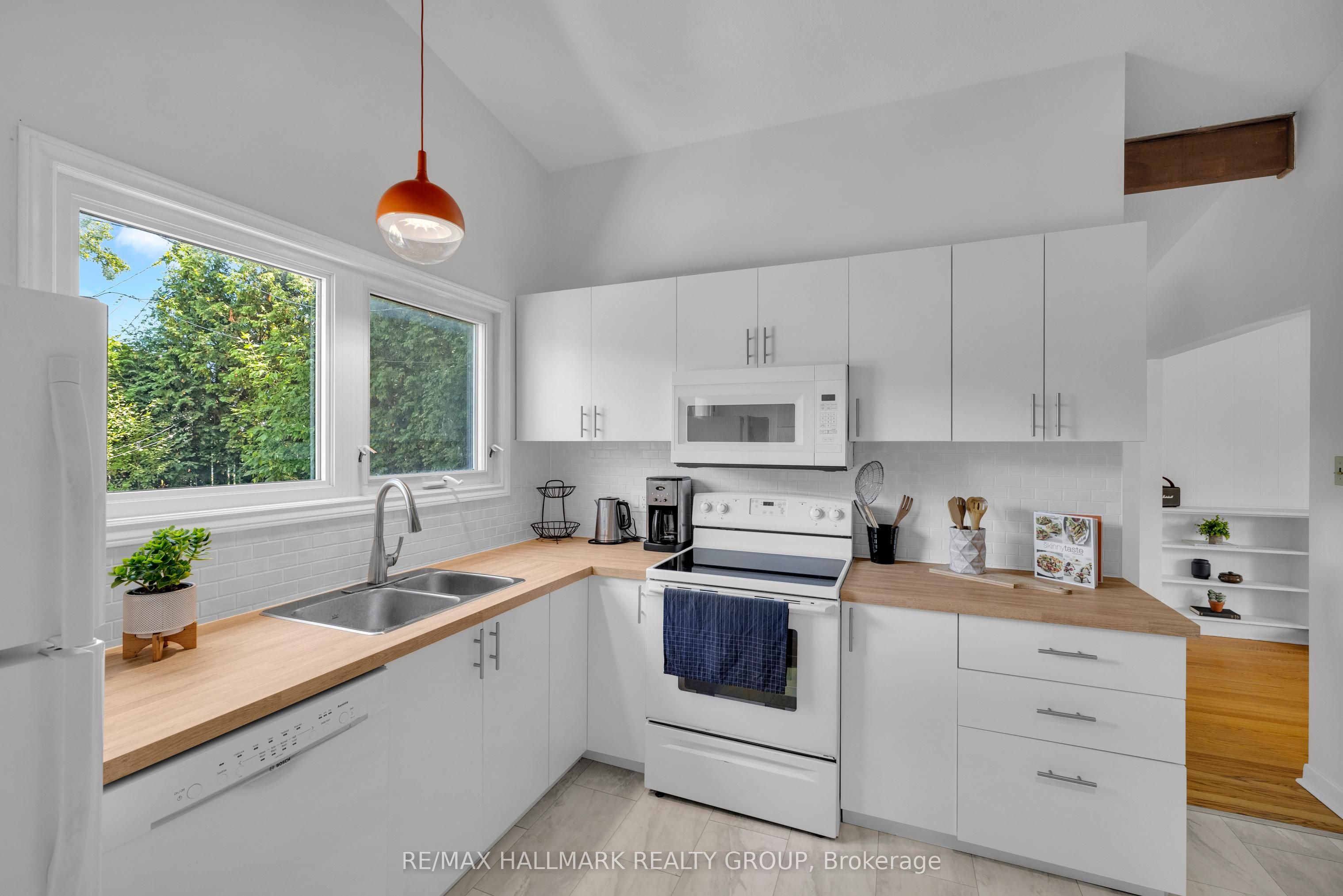 35 Cleadon Drive Property Photo 11