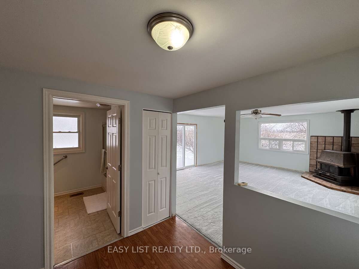 3104 St Clair Parkway Property Photo 11