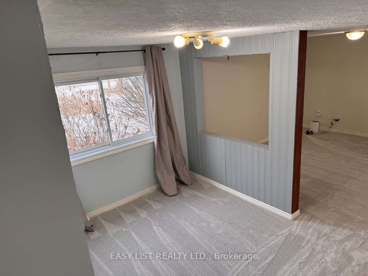 3104 St Clair Parkway Property Photo 16