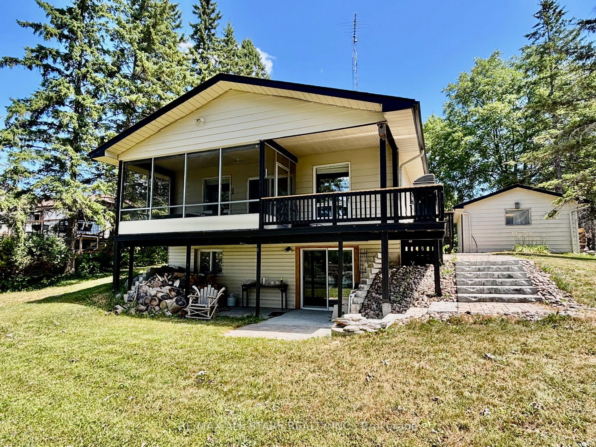 83 Kenedon Drive Property Photo 1
