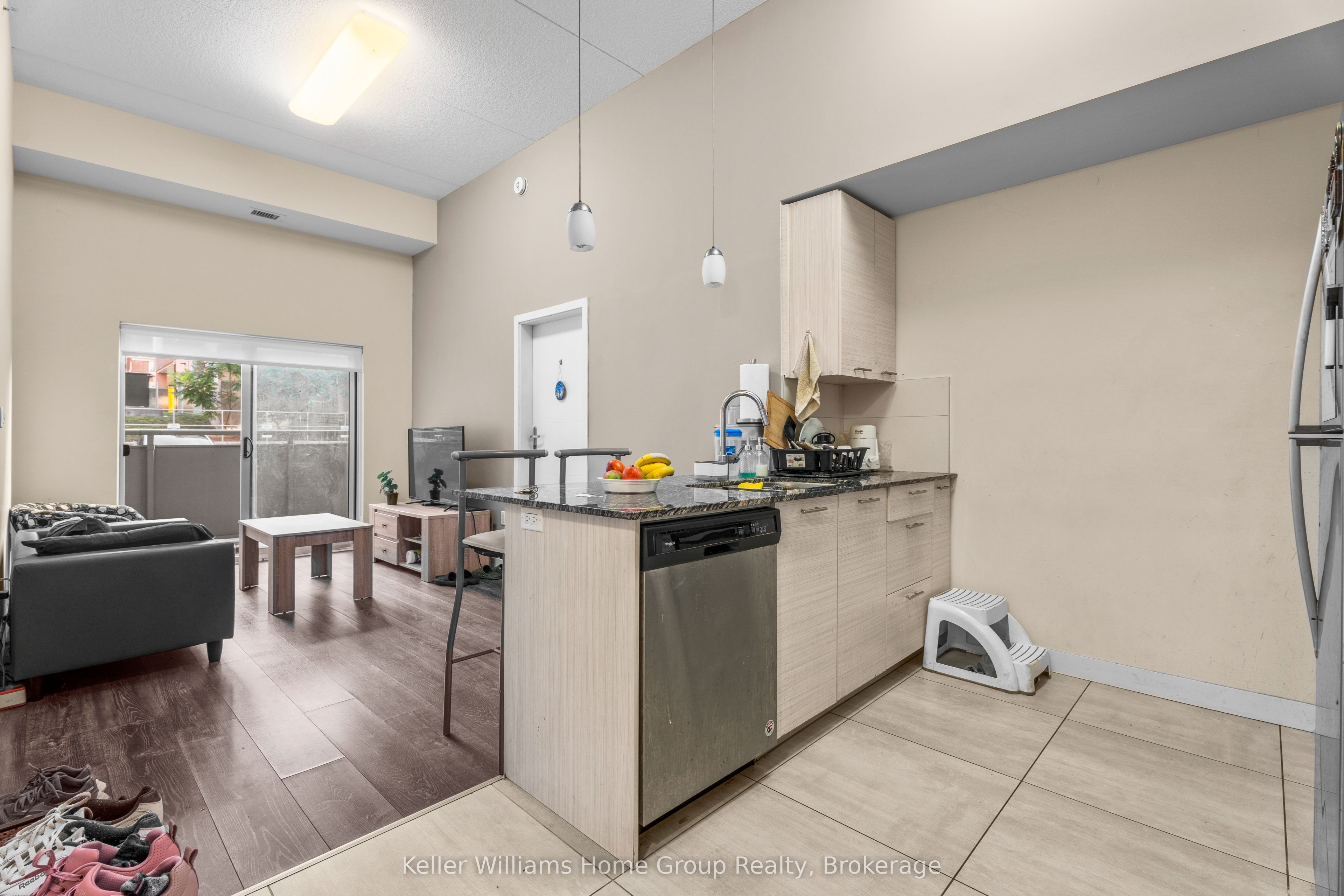 251 Hemlock Street 109 Property Photo 6