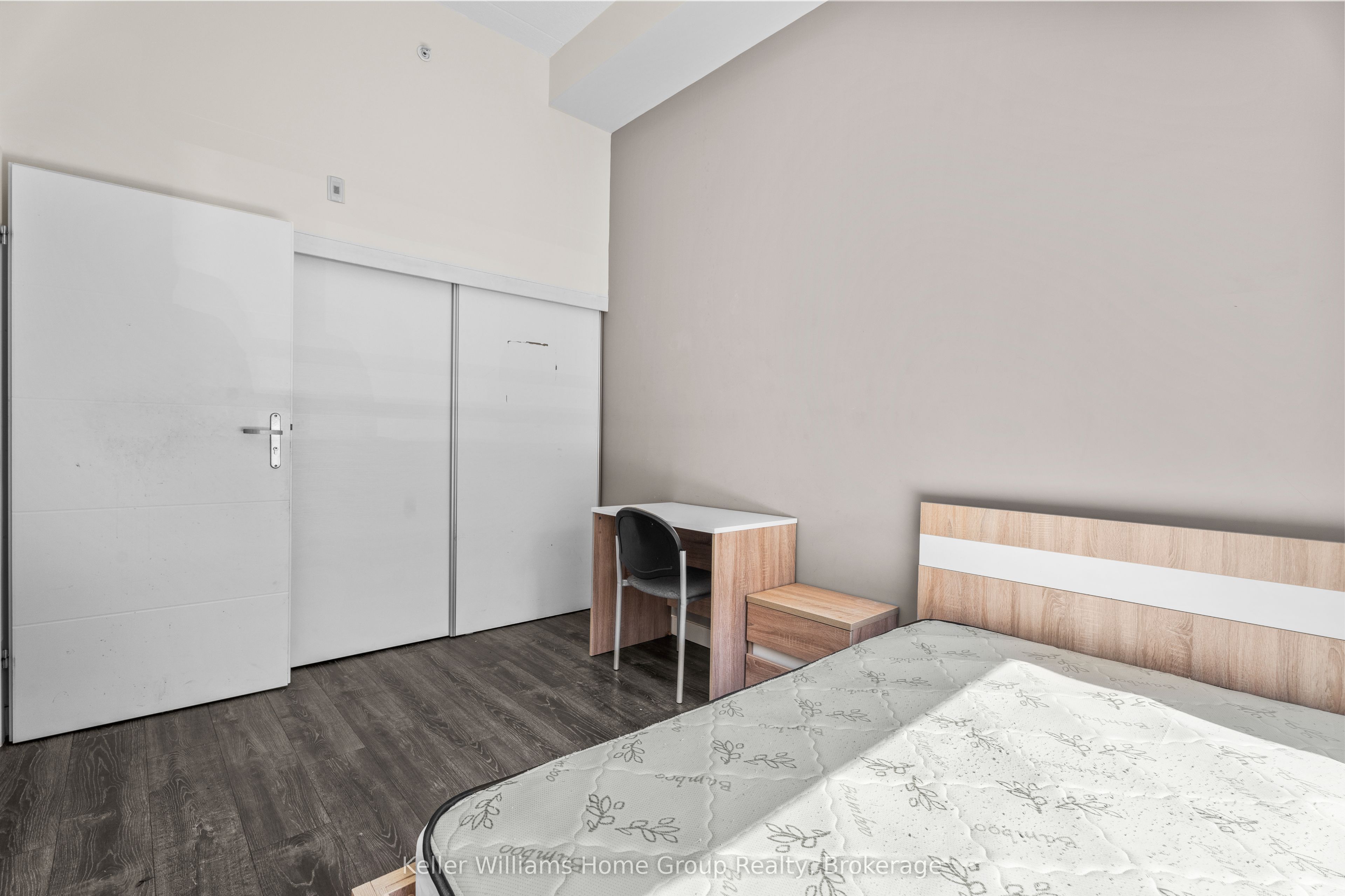 251 Hemlock Street 109 Property Photo 14
