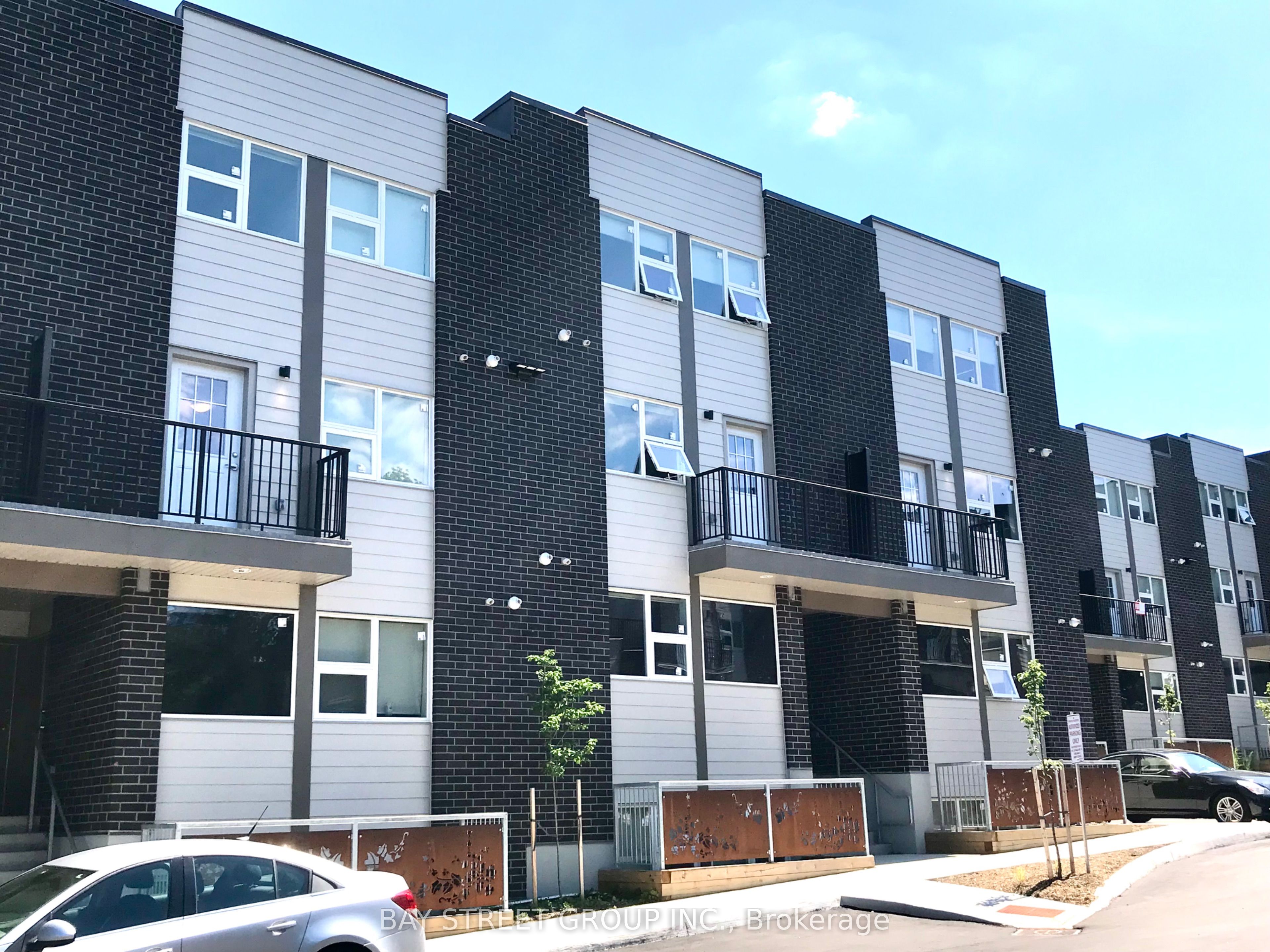 288 Albert Street 217 Property Photo 1