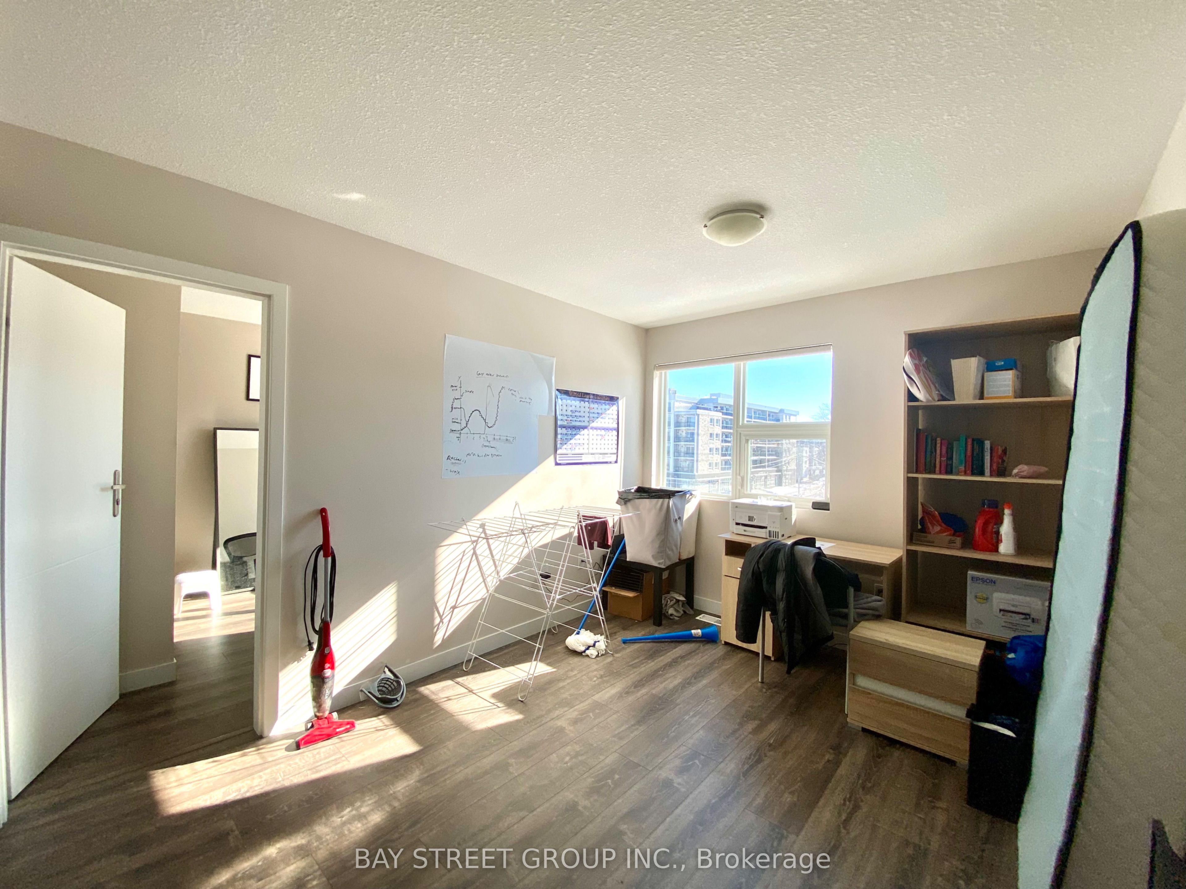 288 Albert Street 217 Property Photo 6