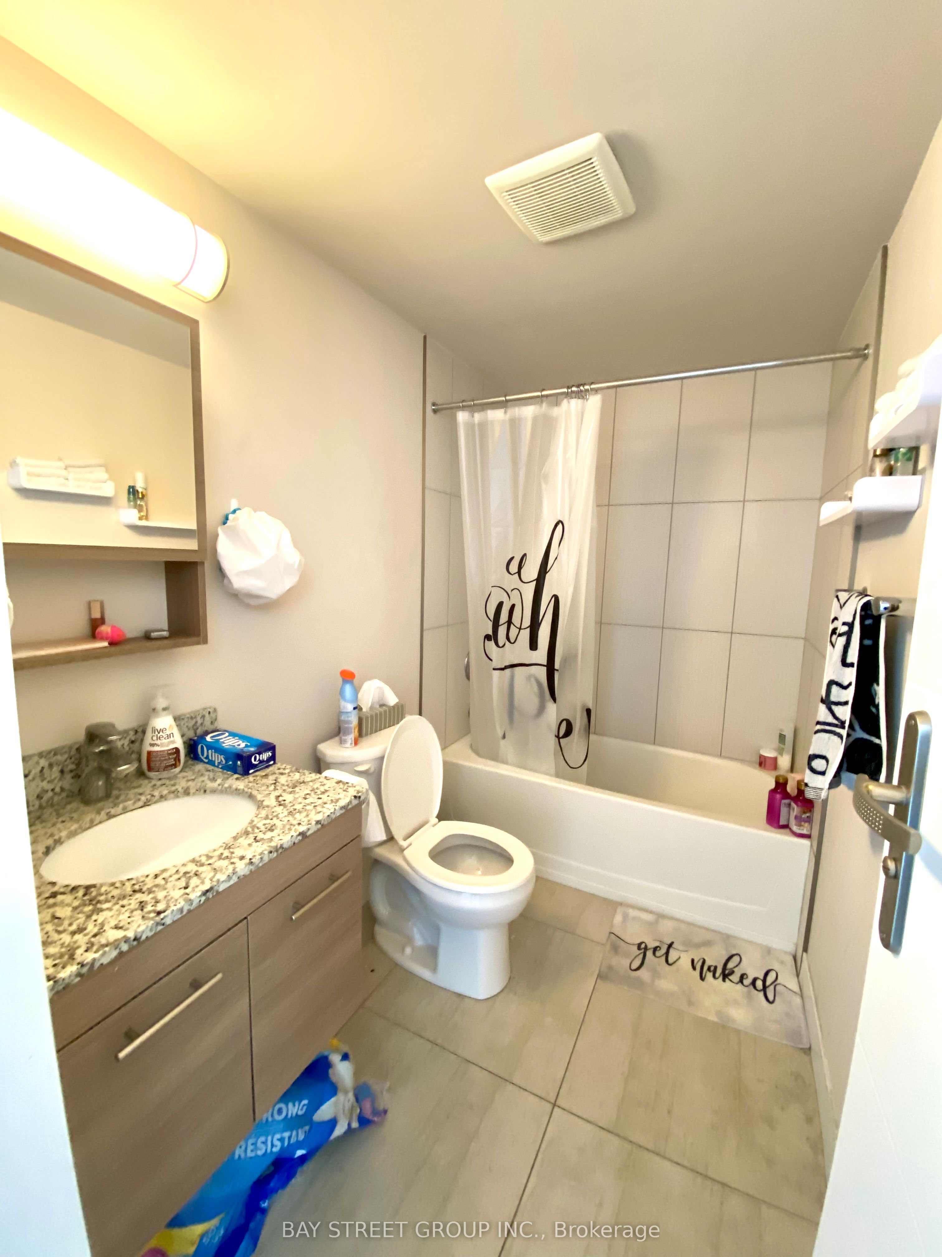 288 Albert Street 217 Property Photo 8