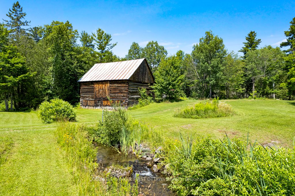 9252 Highway 511 Road Property Photo 7