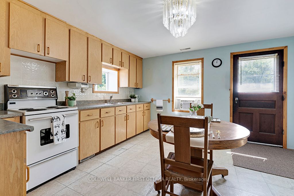 9252 Highway 511 Road Property Photo 10