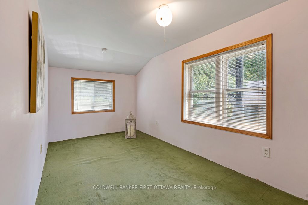 9252 Highway 511 Road Property Photo 17