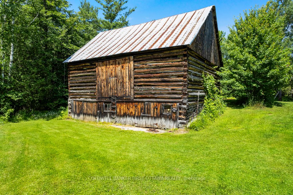 9252 Highway 511 Road Property Photo 22