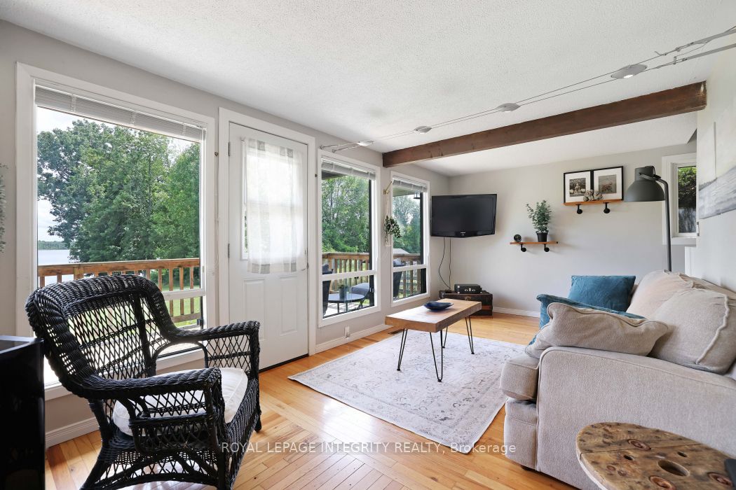 8 Hart Lane Property Photo 7
