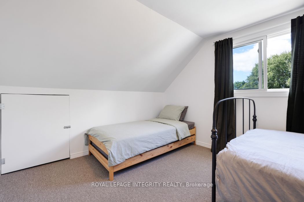 8 Hart Lane Property Photo 19