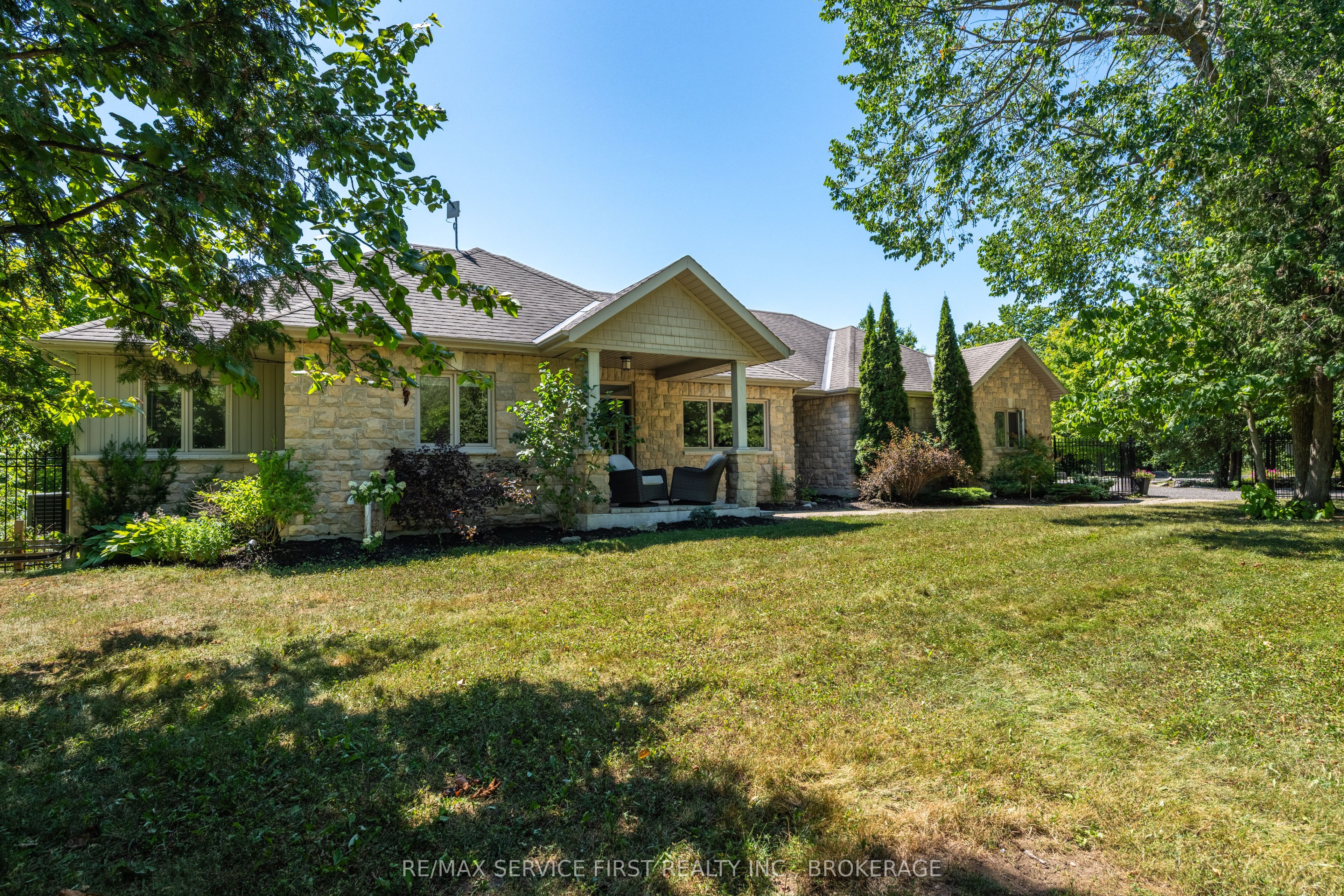 3060 Unity Road Property Photo 1