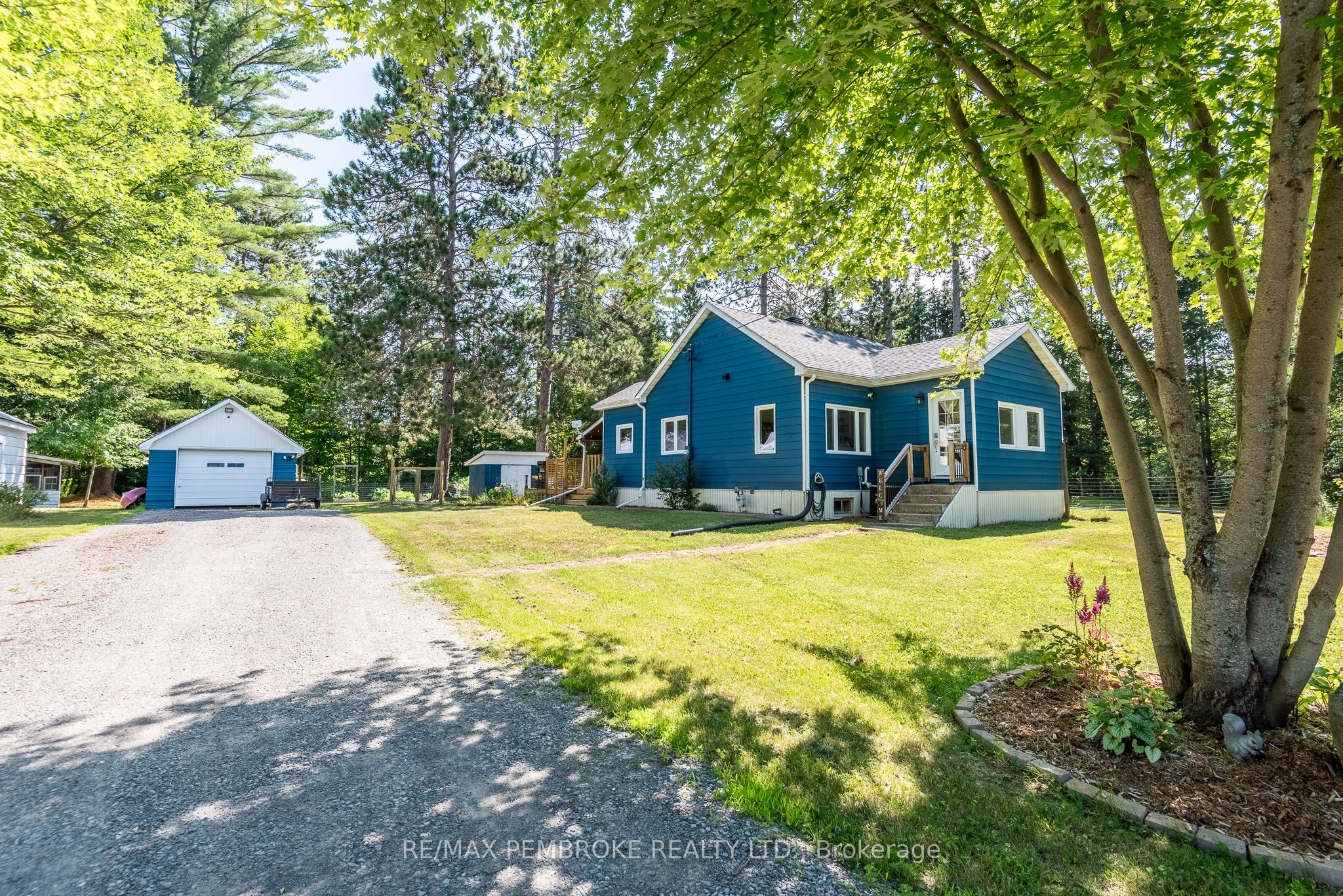 30 Ottawa Street Property Photo 1