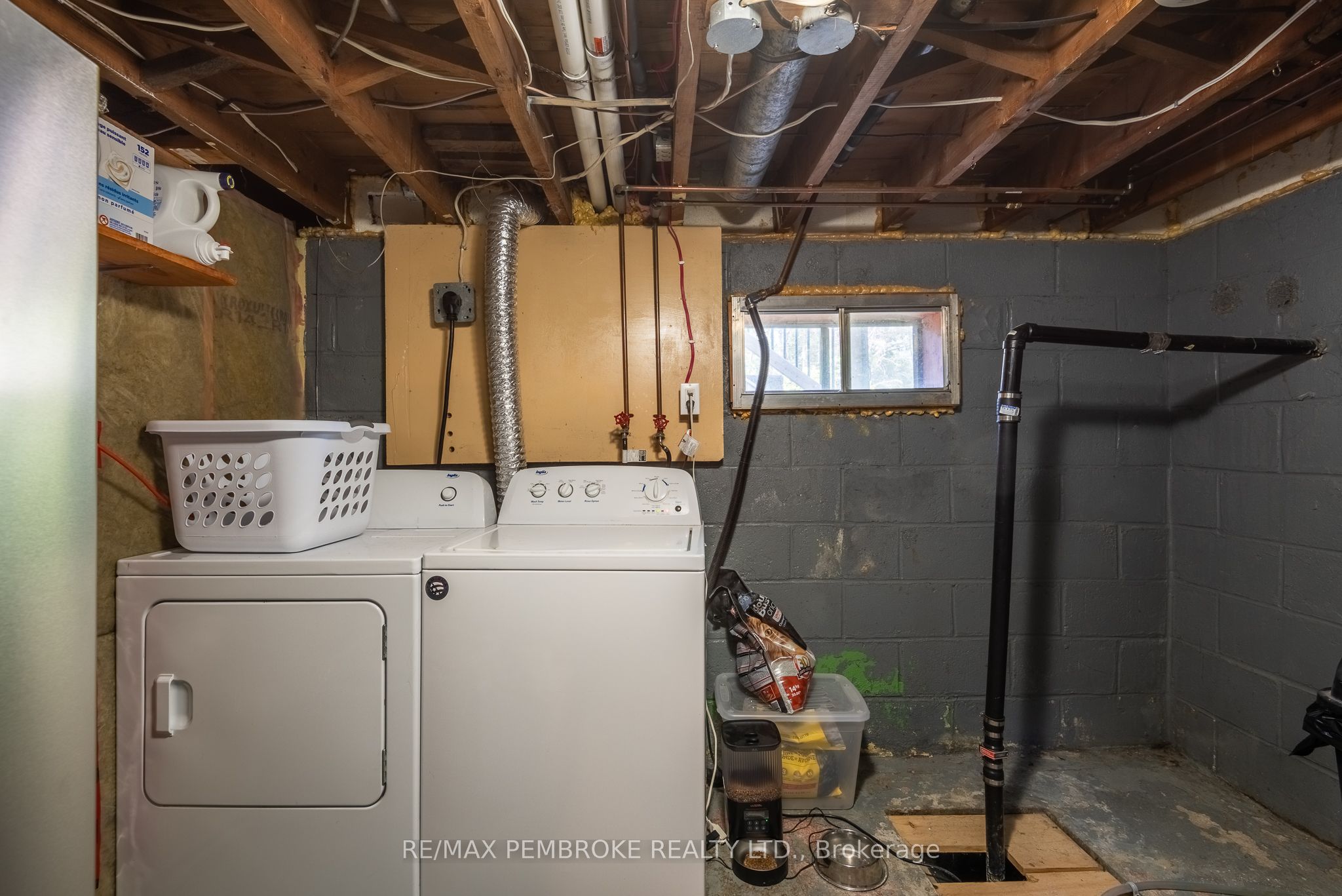 30 Ottawa Street Property Photo 36