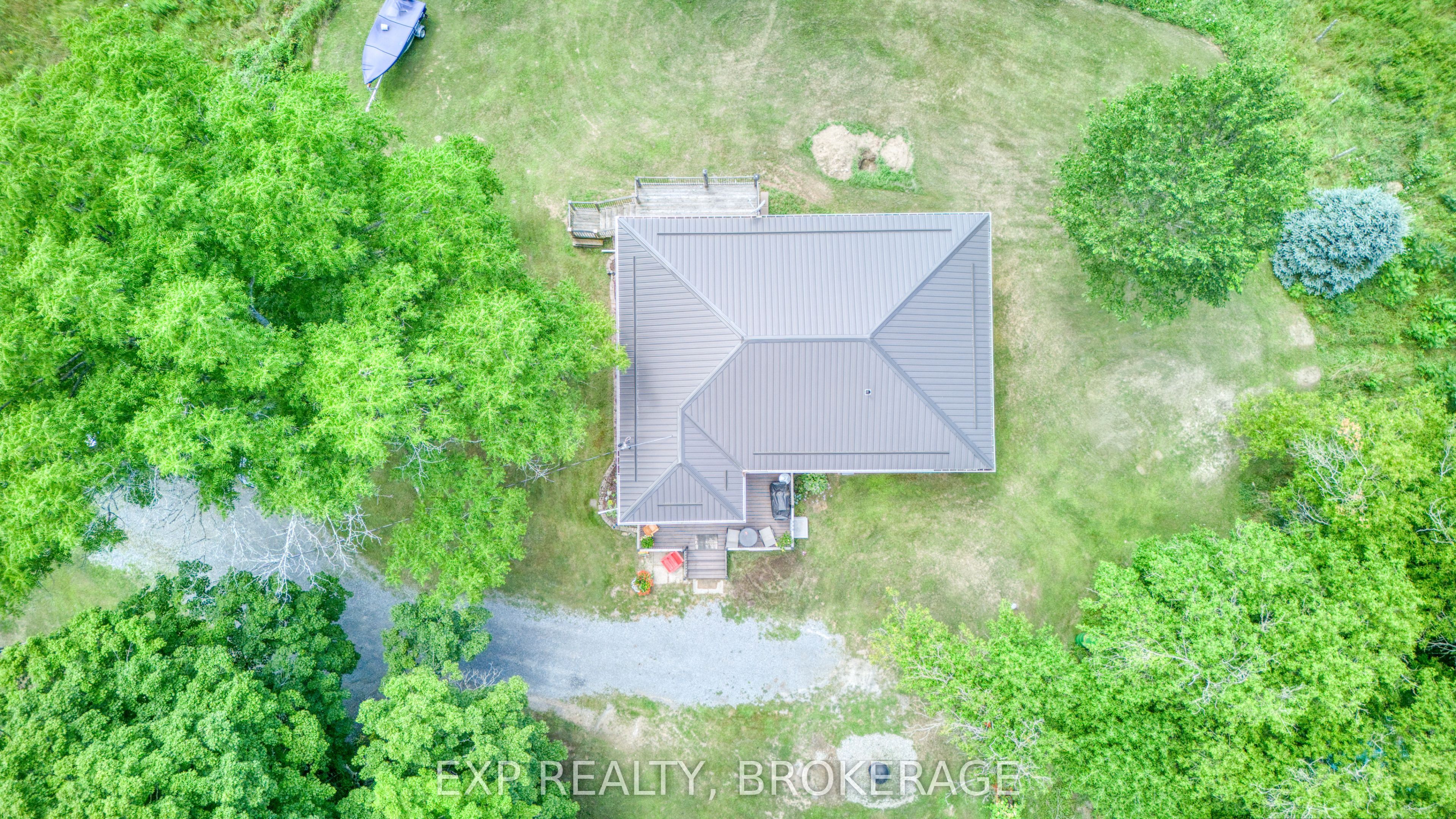 3069c Fifth Lake Road Property Photo 4
