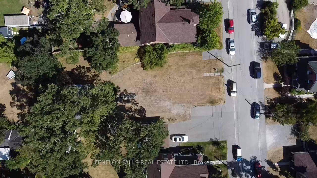38 Oak Street Property Photo 2