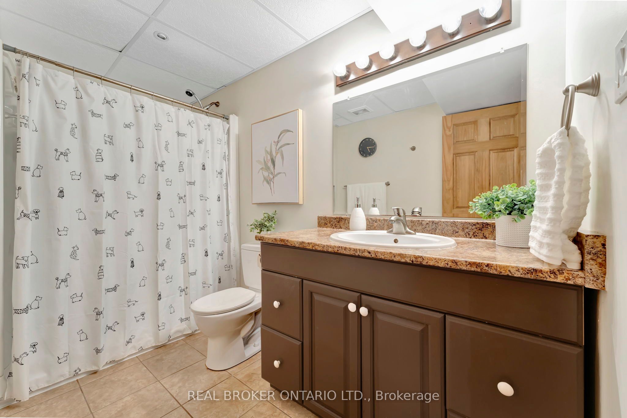 23 Oakcliffe Street Property Photo 26