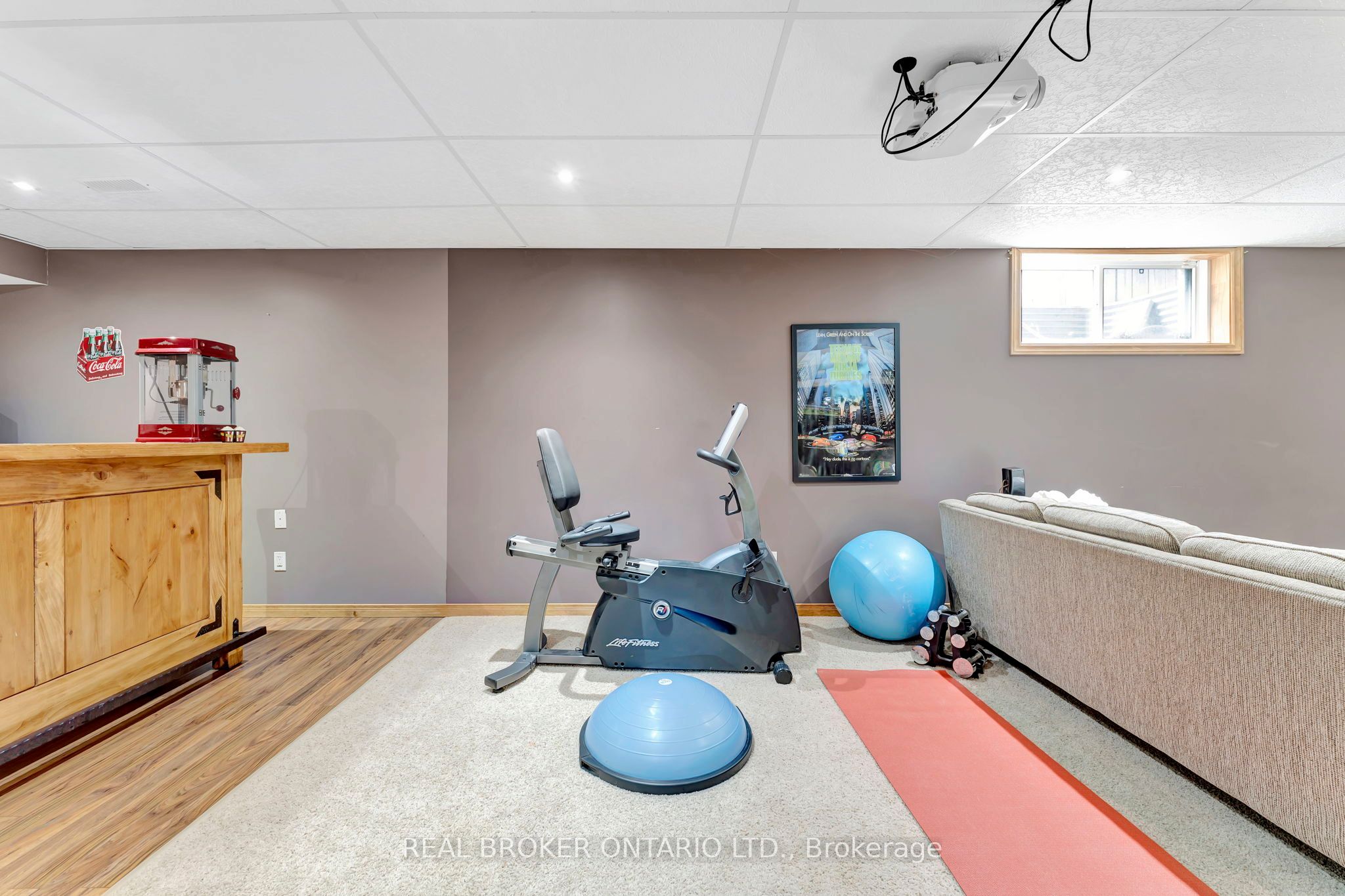 23 Oakcliffe Street Property Photo 28