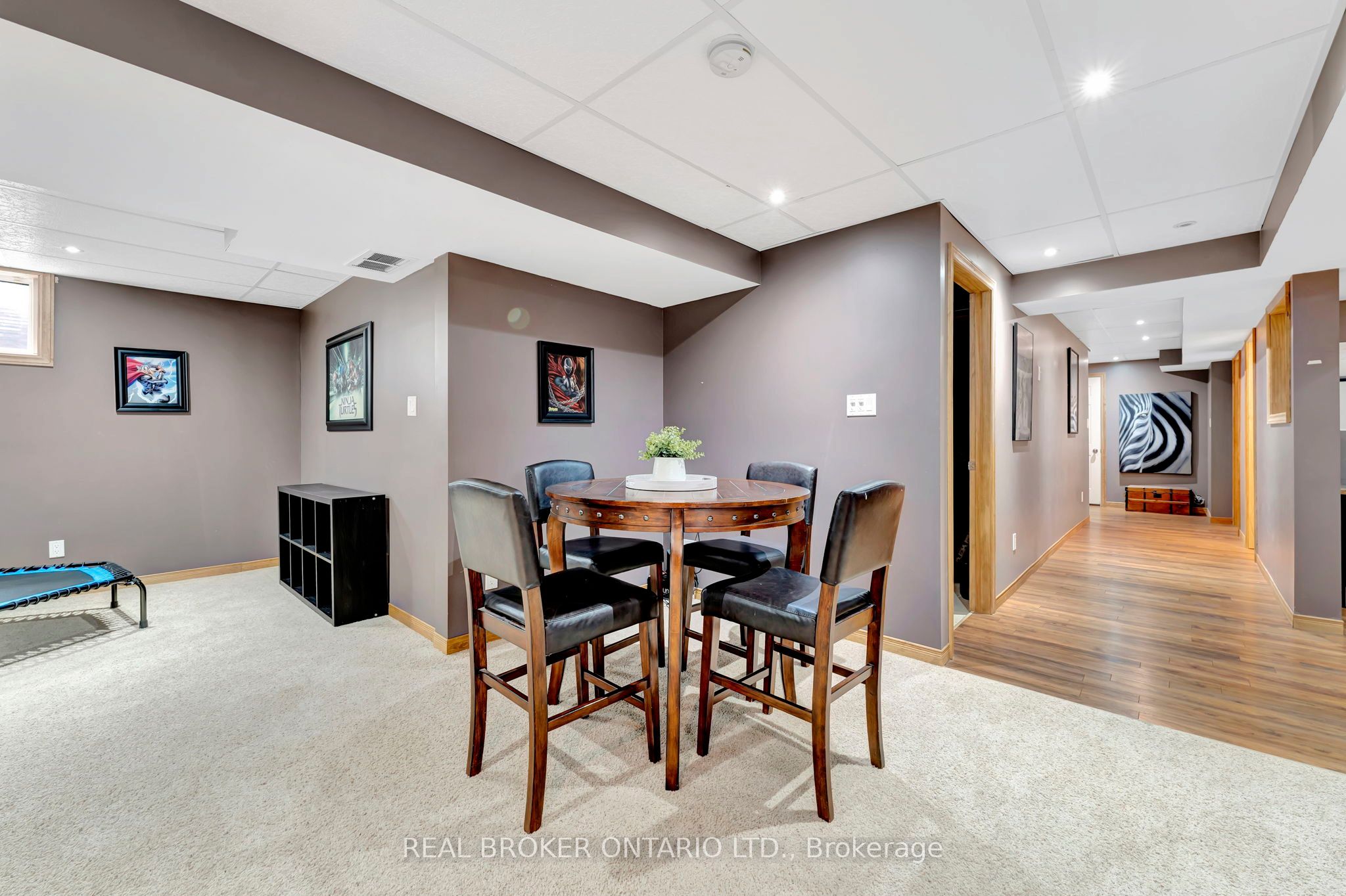 23 Oakcliffe Street Property Photo 29
