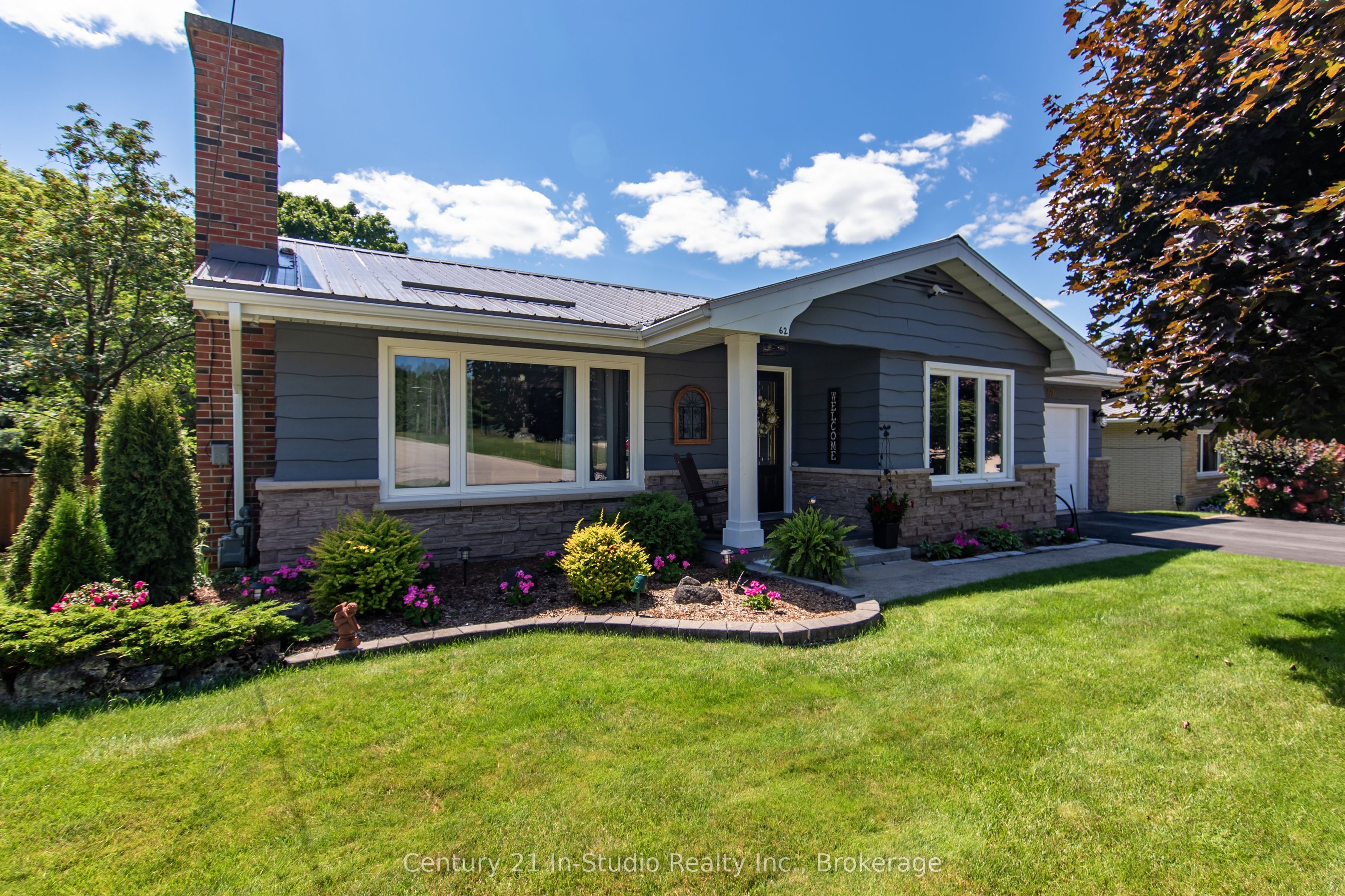 62 Edith Avenue Property Photo 1