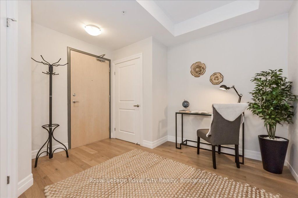 19 Stumpf Street 103 Property Photo 3