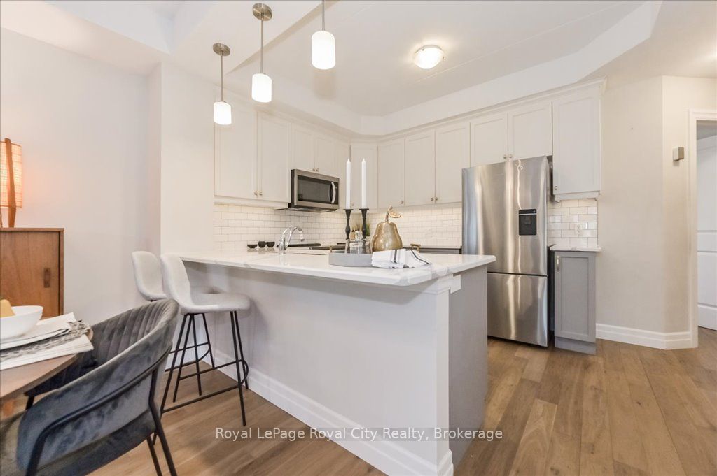 19 Stumpf Street 103 Property Photo 5